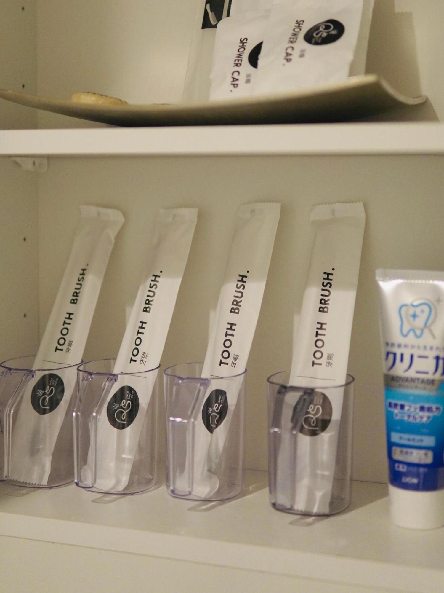 Apartment Roppongi 4 Minutes, 4 Person Mansion,dyson Hair Dryer, Pola Toiletries *