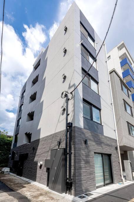 24年9月オープン 白山駅5分 収容12人 丸貸し切り 101室 * Tokyo