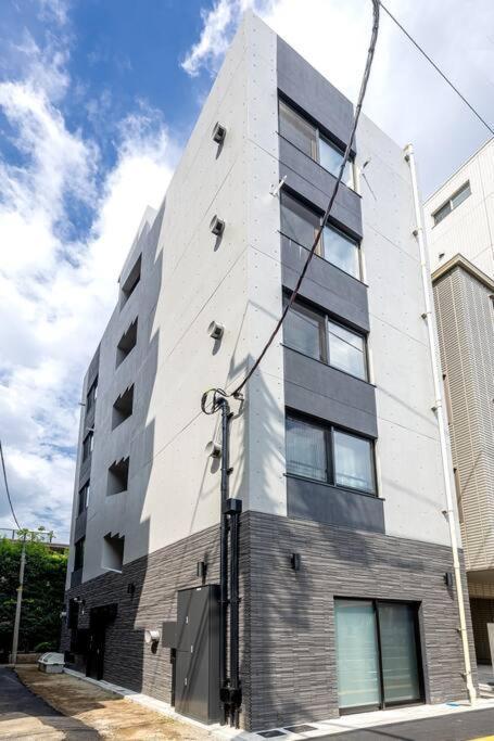 24年9月オープン 白山駅5分 収容12人 丸貸し切り 101室