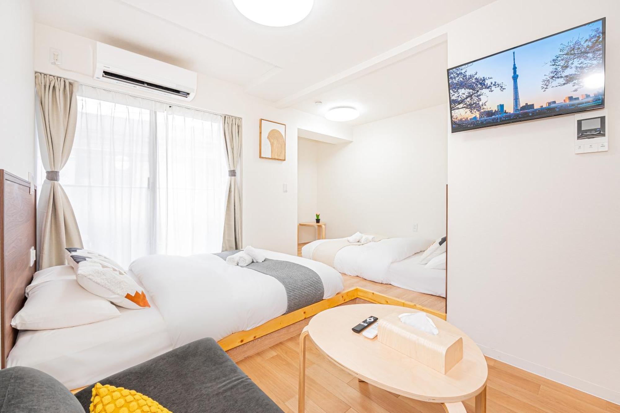 New Cozy Located On The Japanese Local Shopping Street *