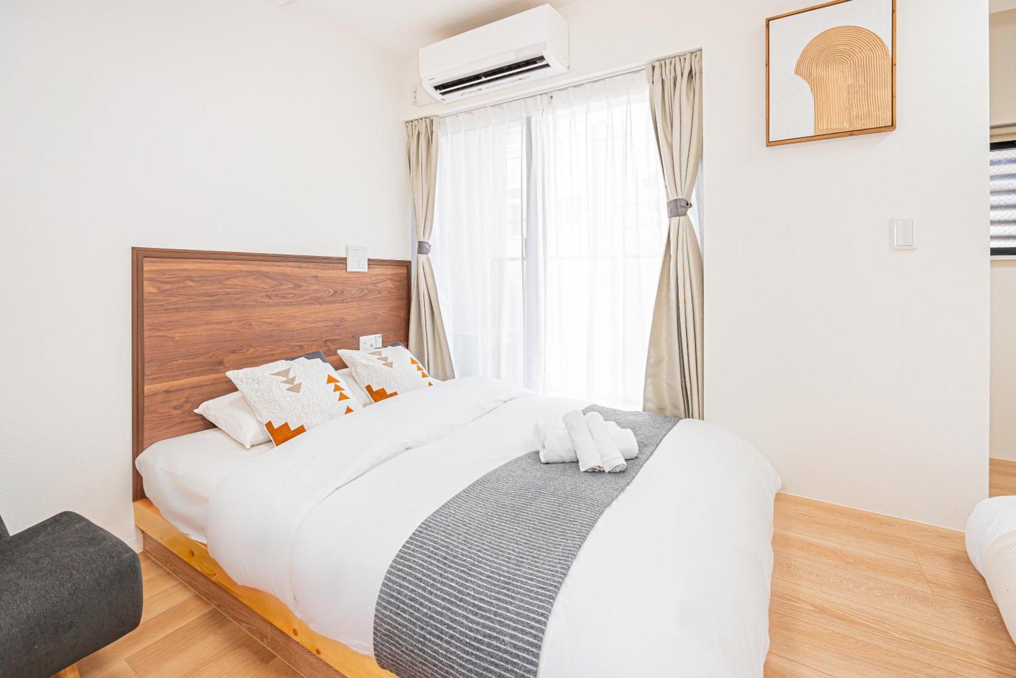 New Cozy Located On The Japanese Local Shopping Street Tokyo