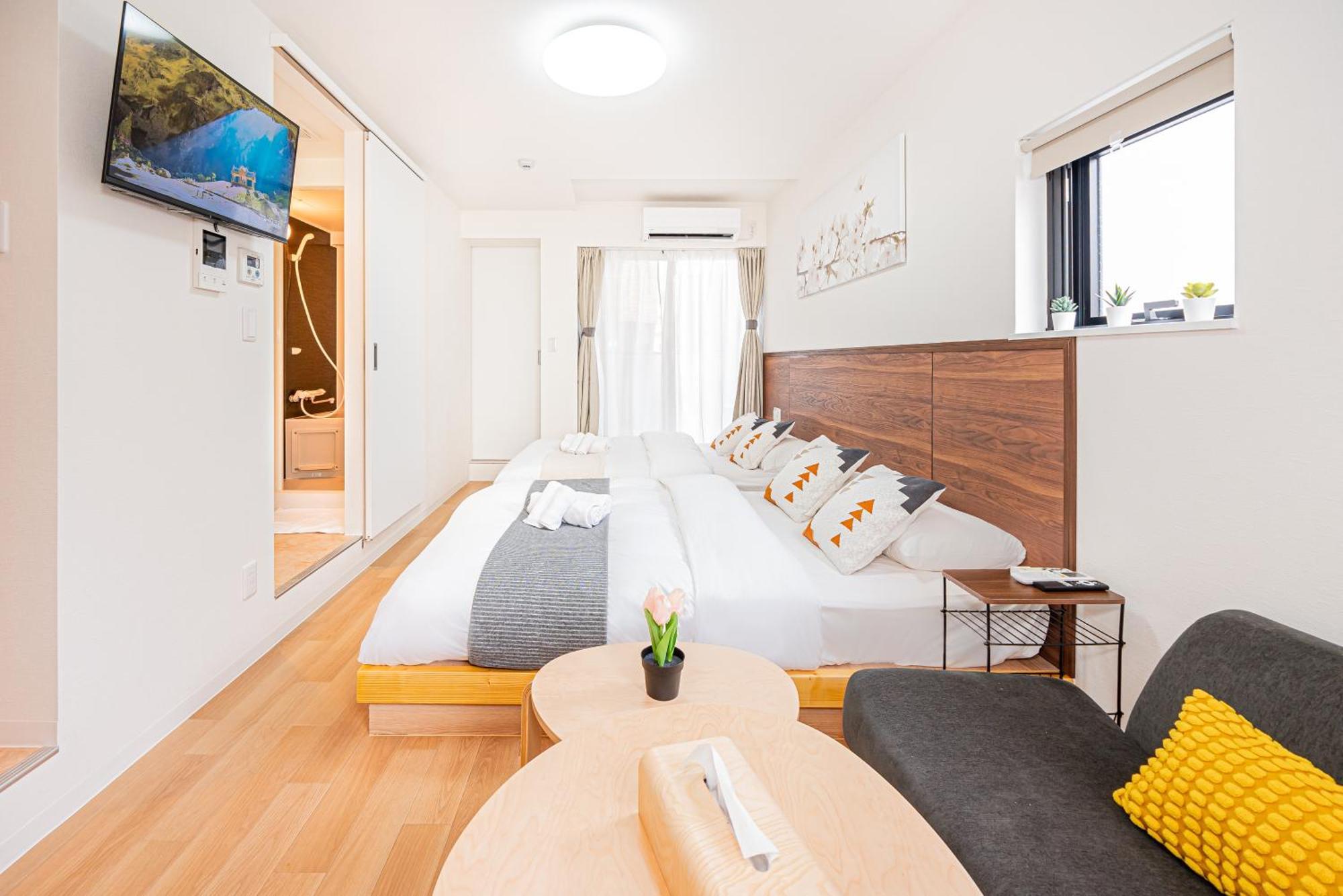 New Cozy Located On The Japanese Local Shopping Street Tokyo