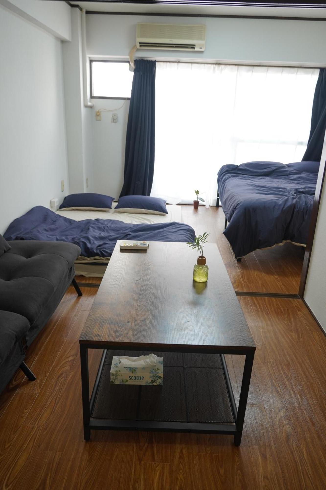 恵比寿駅から徒歩1分 渋谷3分 新宿10分 30m2でゆったり 最高の立地 303号室 Apartment