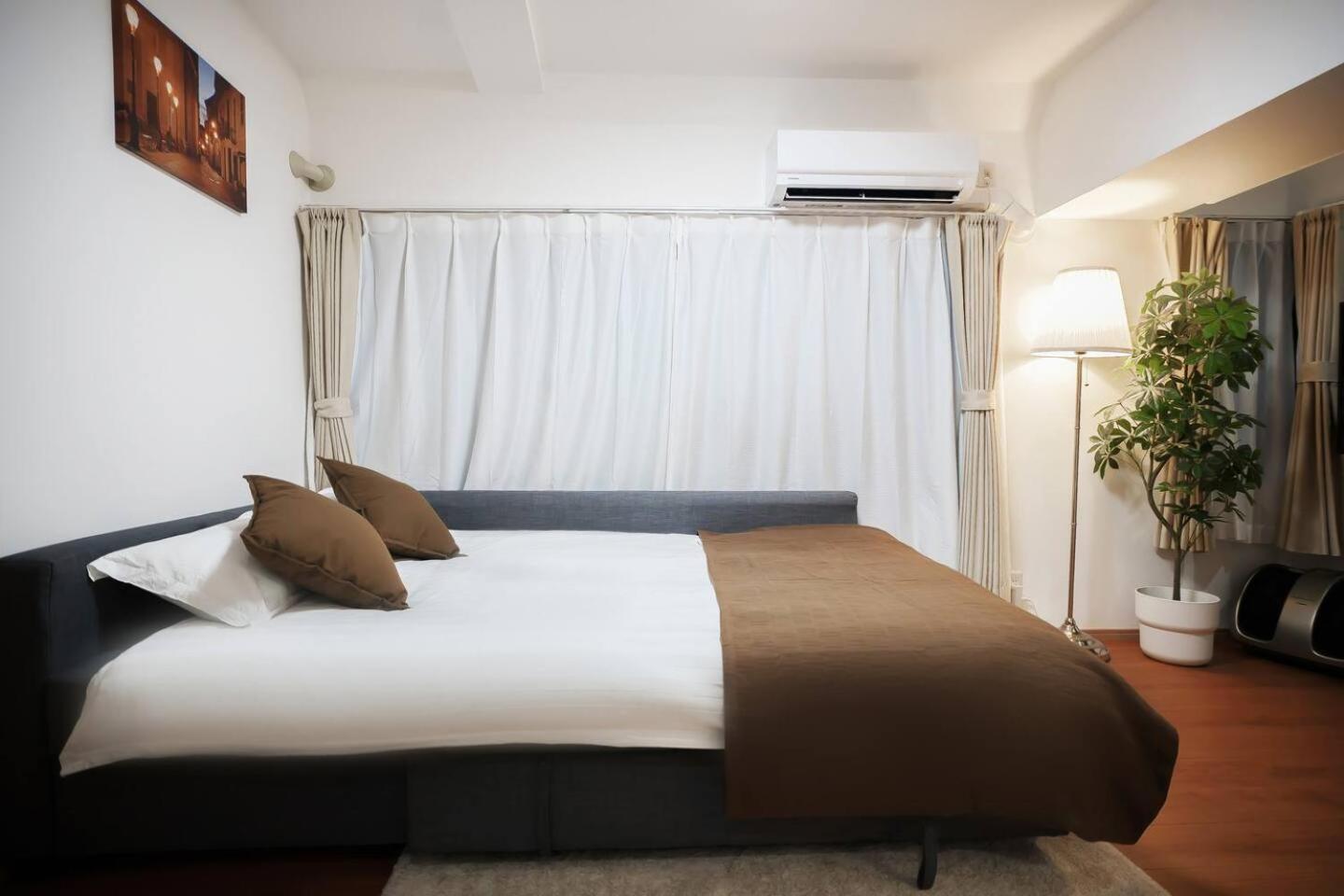 涩谷中心街 车站步行4分钟 最多住7人 免费随身便携wifi 宽敞阳台 Apartment *