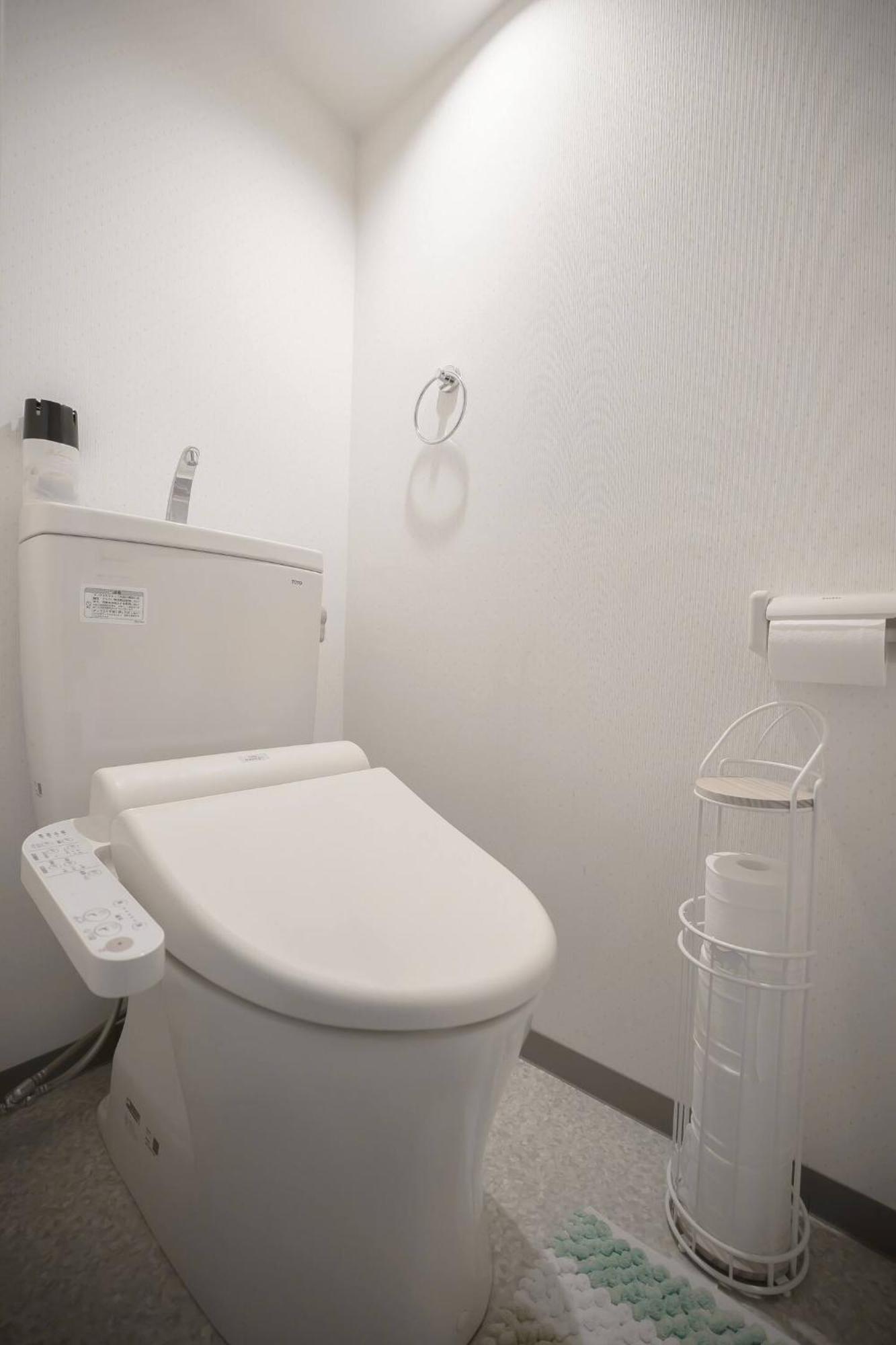 涩谷中心街 车站步行4分钟 最多住7人 免费随身便携wifi 宽敞阳台 *