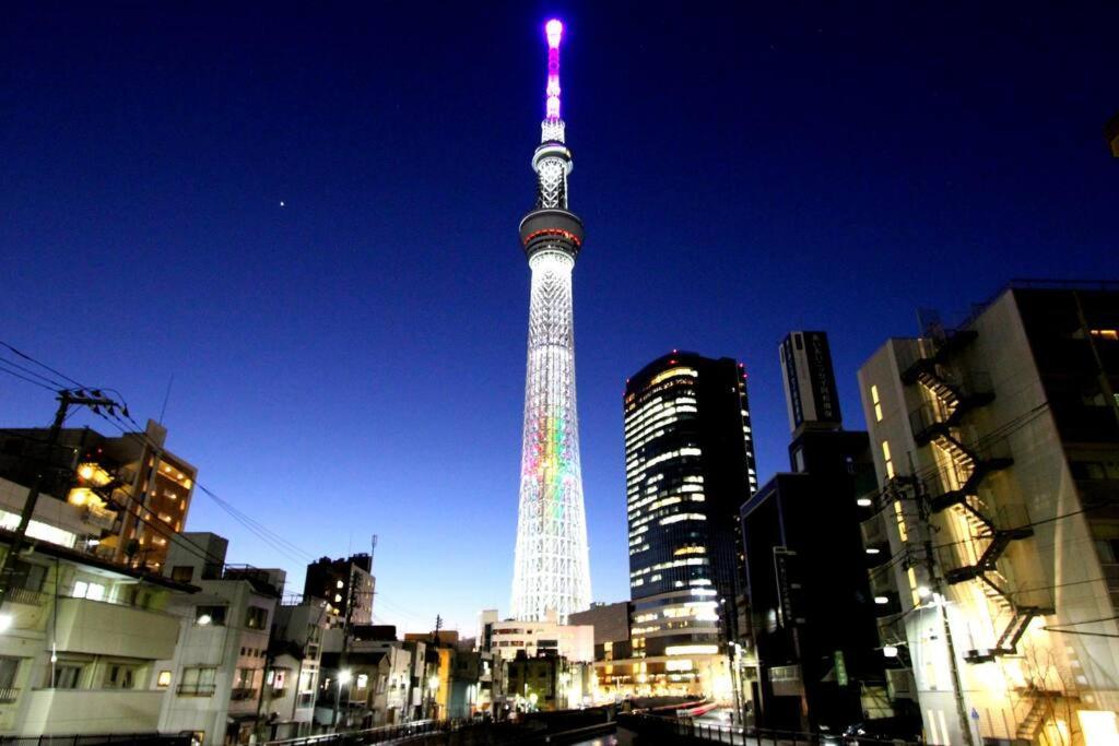 Rakuna 河 Oshiage * Tokyo