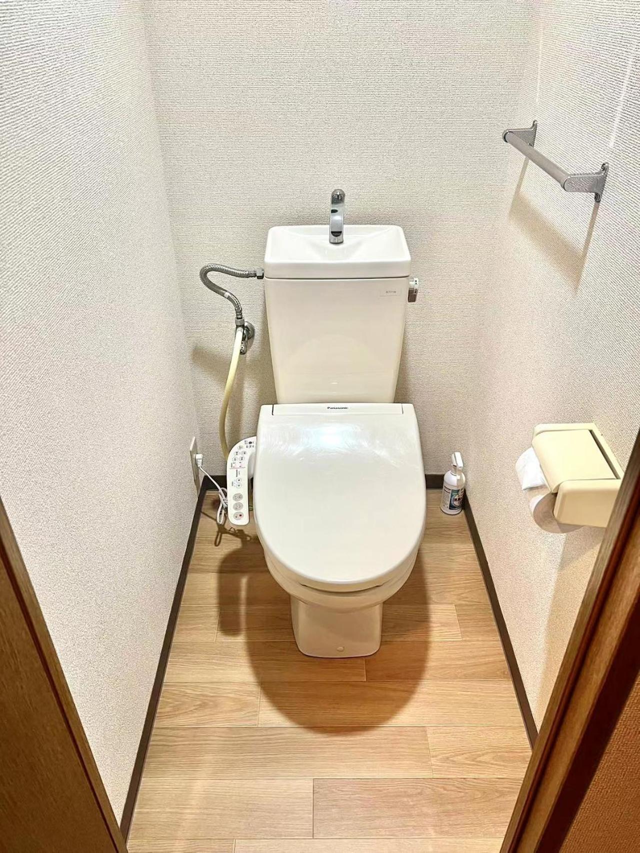 Shinjuku Okubo Private 3mins Tojr Tokyo
