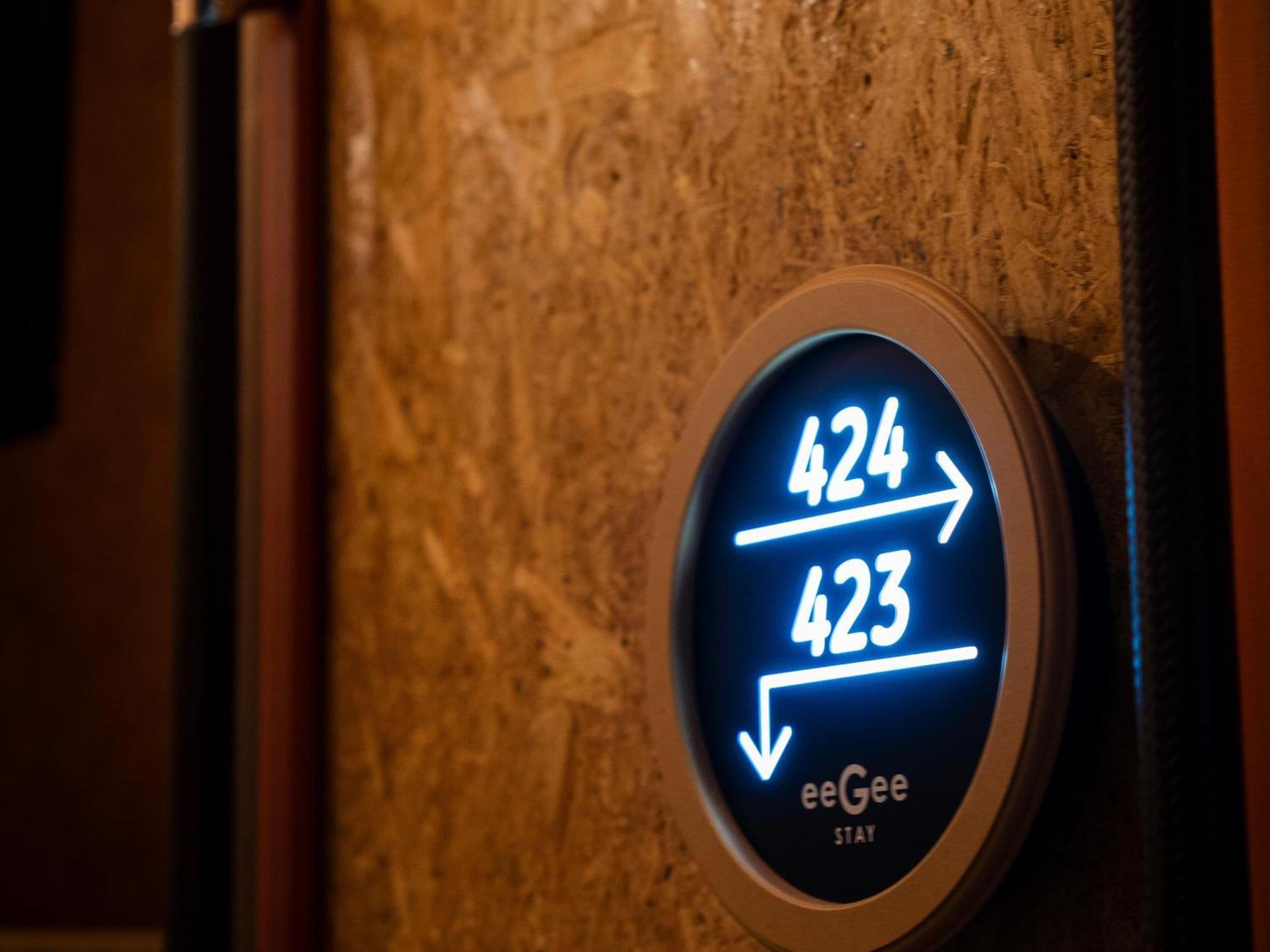 Eegee Kamata Capsule hotel Tokyo
