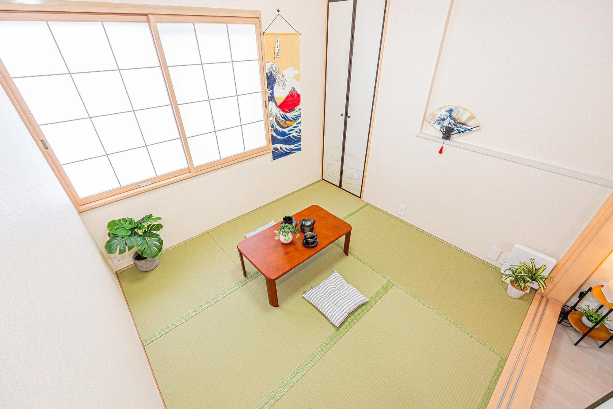 Bright Modern Airbnb In Tokyo's Northern District *