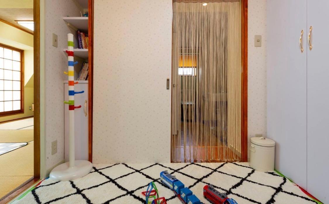 Apartment 7th Floor Apartment: Airport-accessible Urban Retreat Tokyo