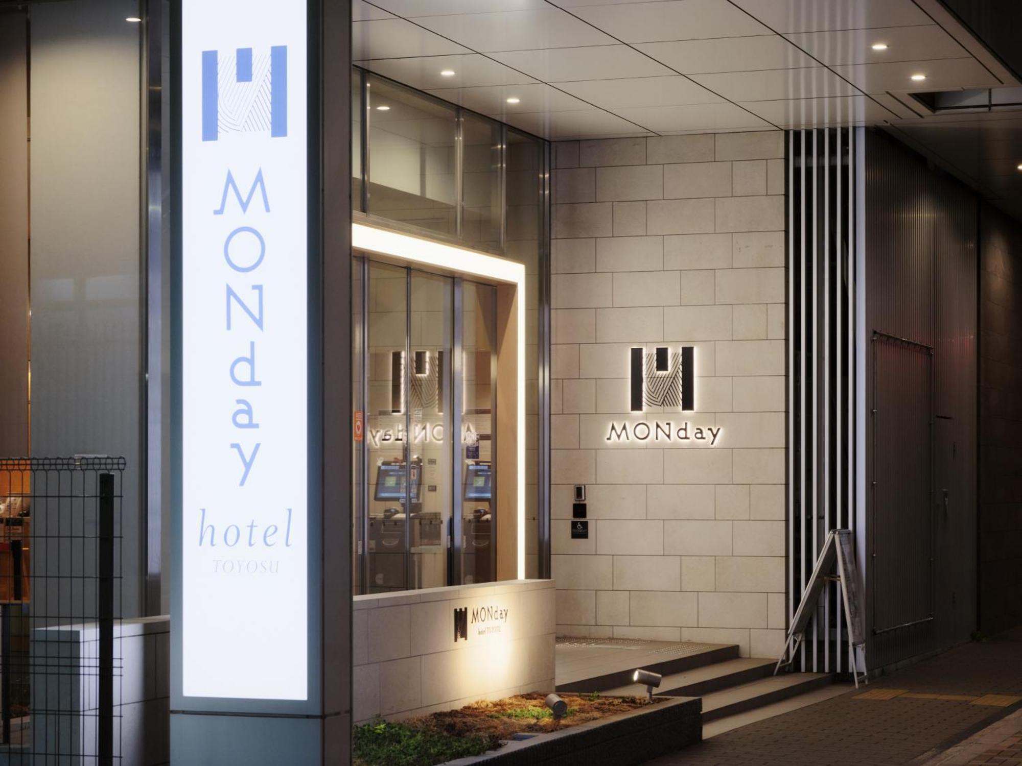 Monday Premium Toyosu Tokyo
