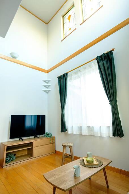 Apartment Haresora Mukojima Ikken House *