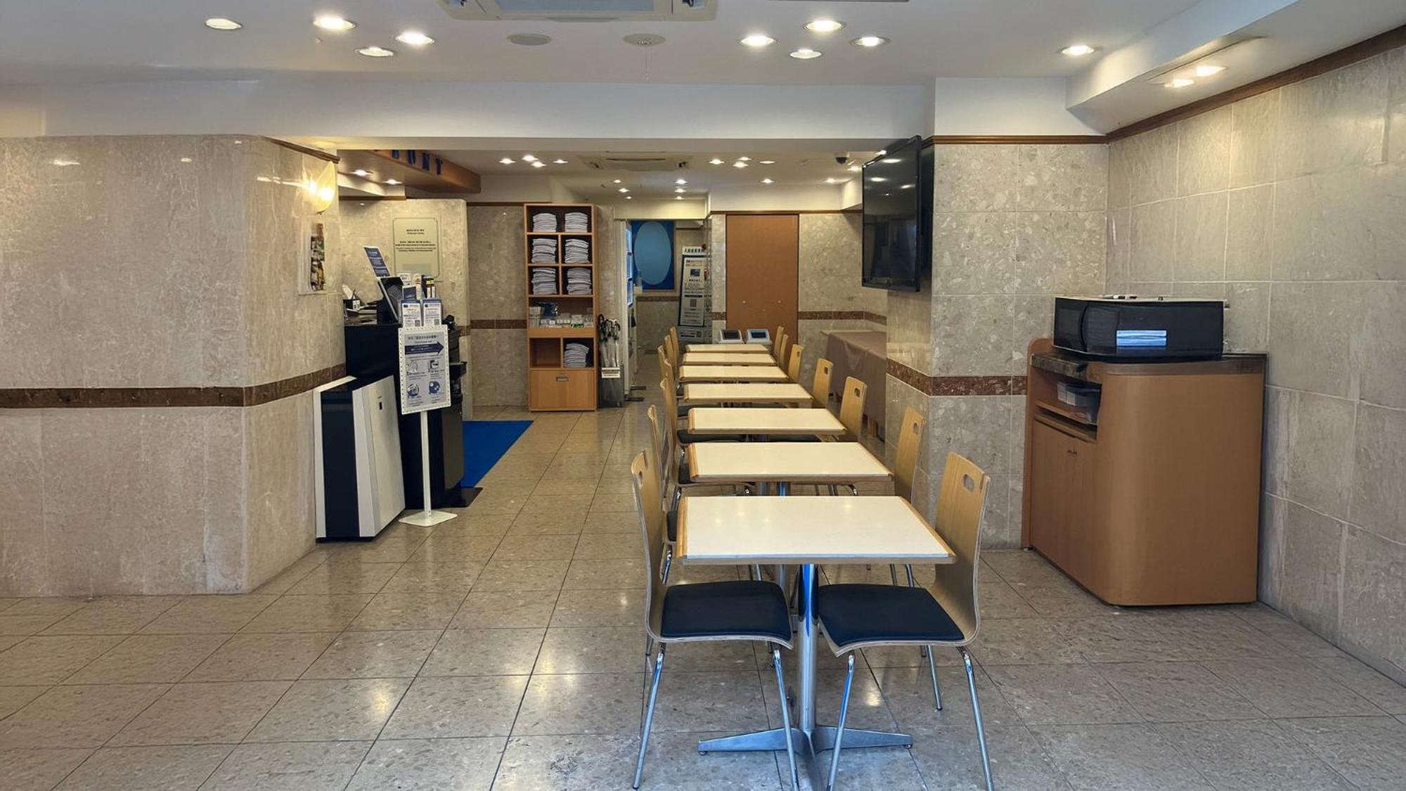 Hotel Toyoko Otsuka-eki Kita-guchi No 1 3*