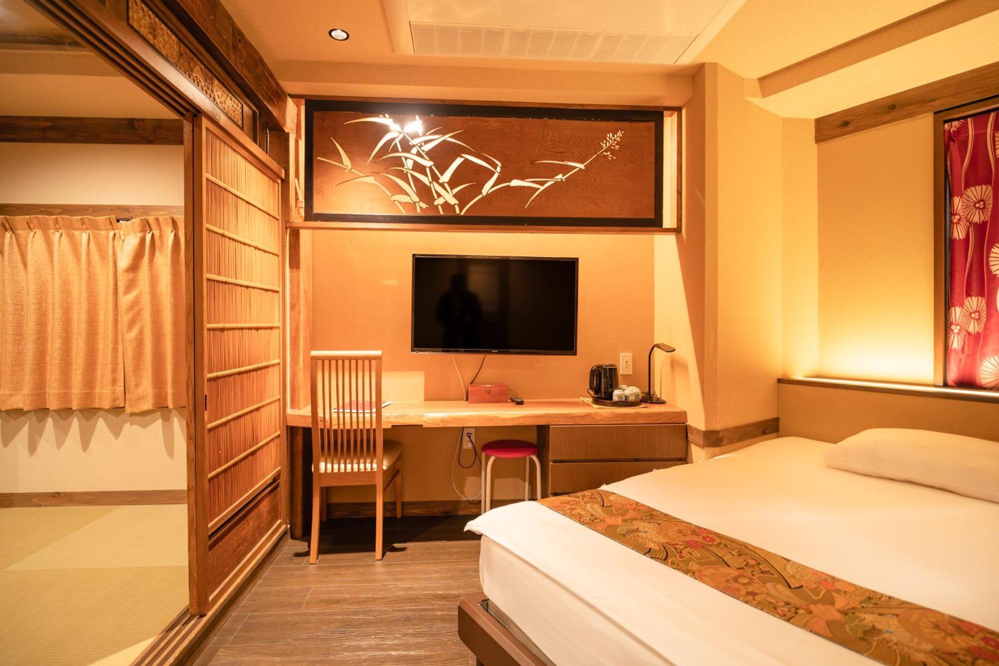 Hotel 都電屋 Todenhotel