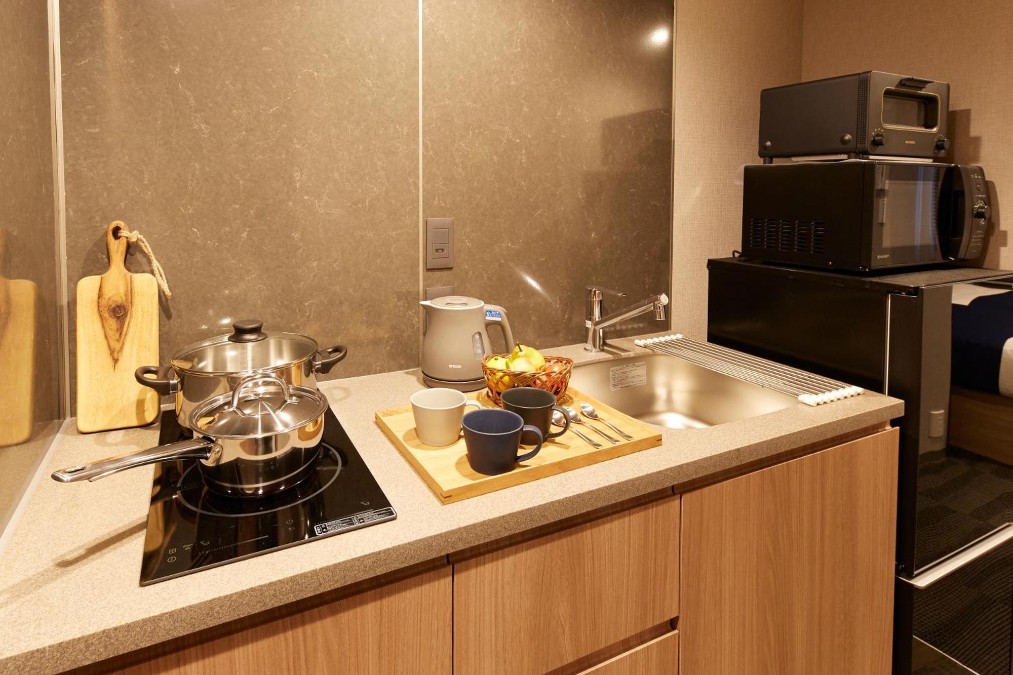 Monday Premium Ginza Shintomicho 4*