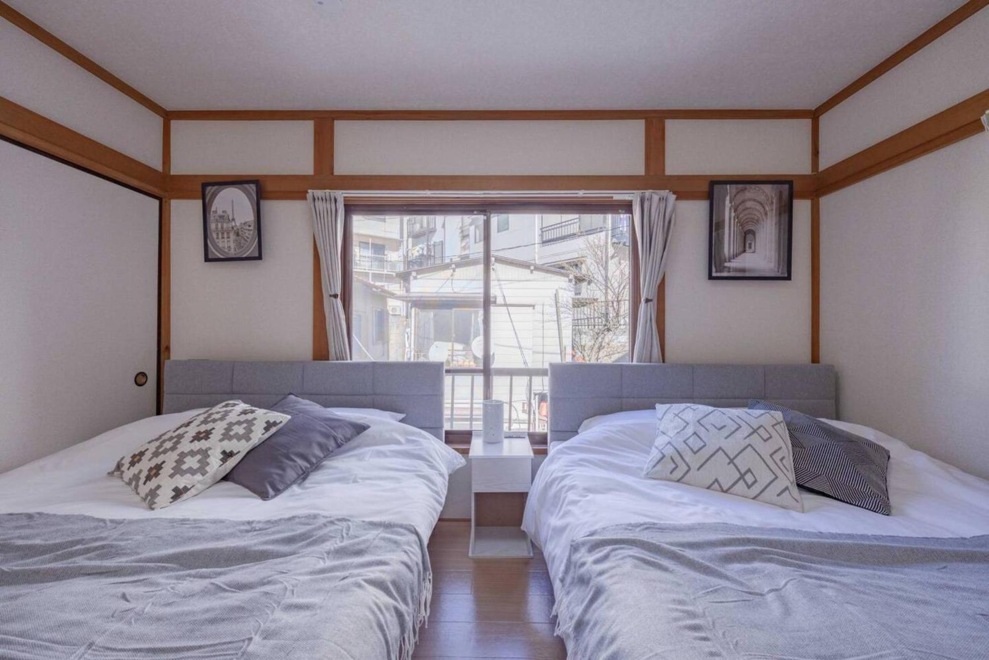 Mikazuki Akabane/ma1 * Tokyo