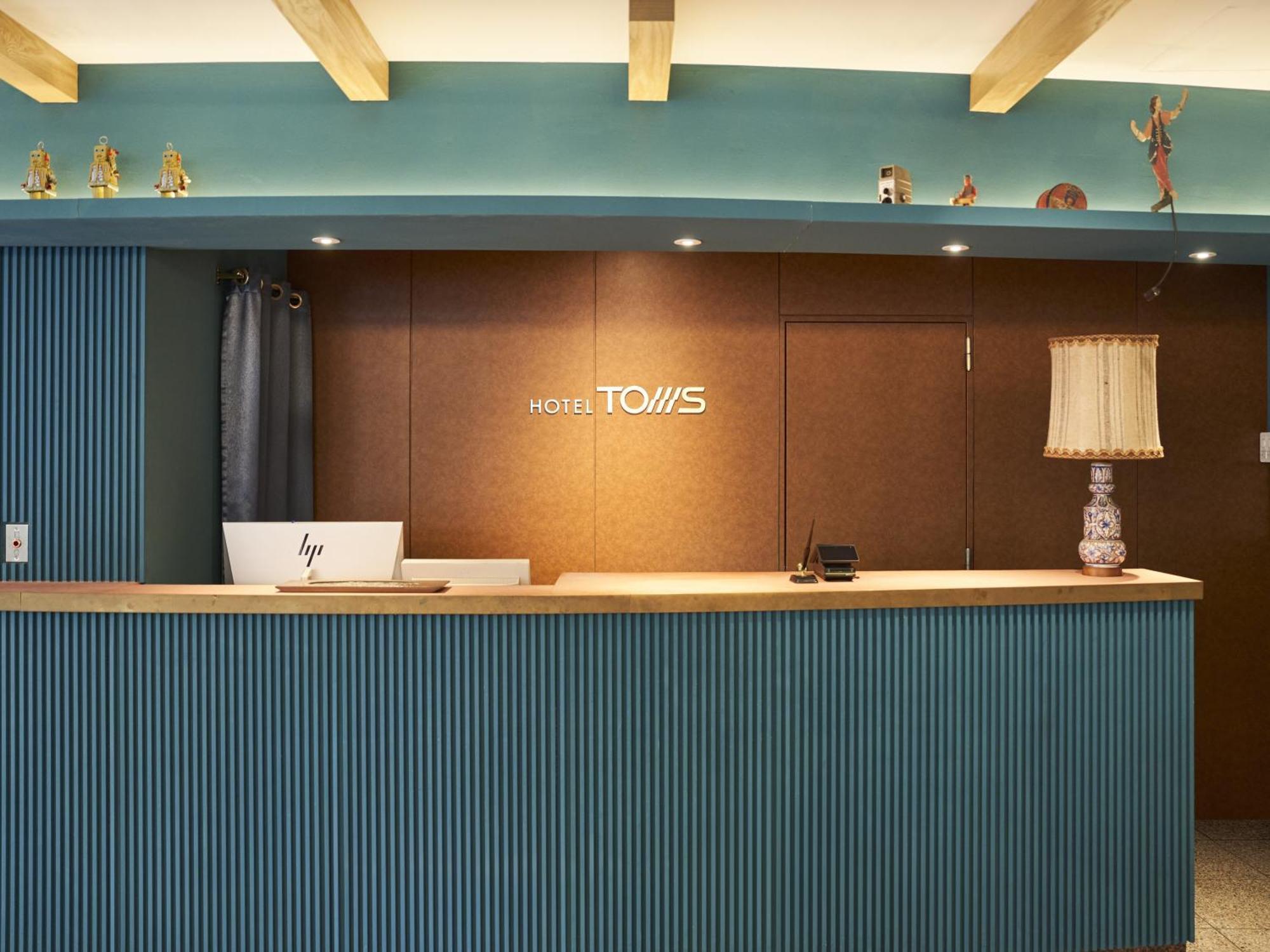 Toms Tokyo