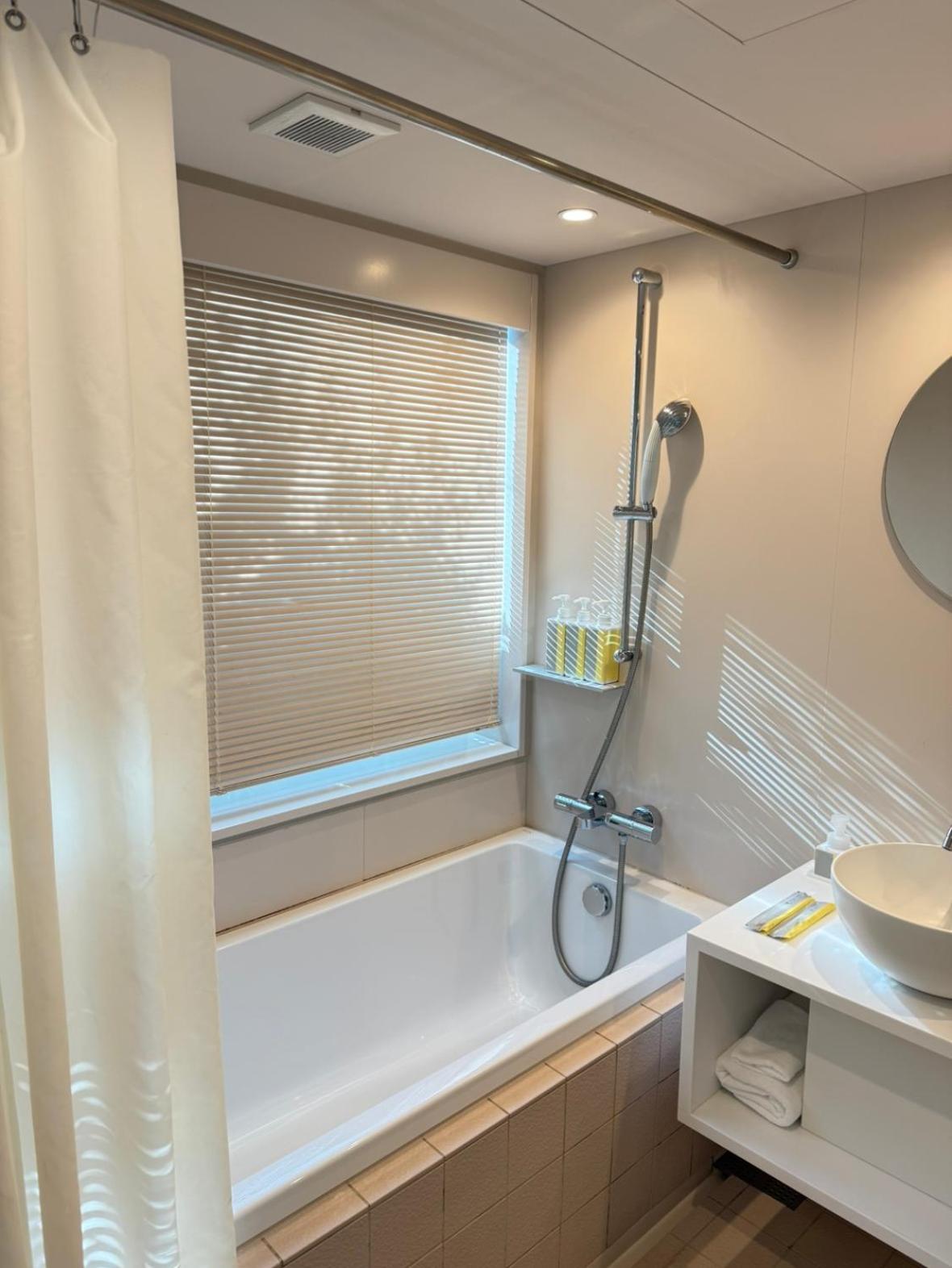 Toggle Suidobashi Hotel Tokyo