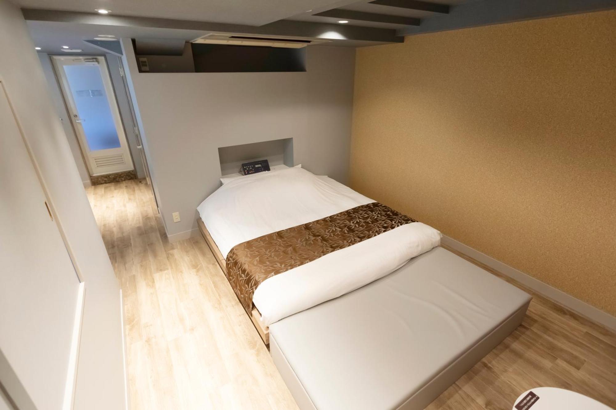 Love hotel Atlas Shinkabukicho (adults Only)