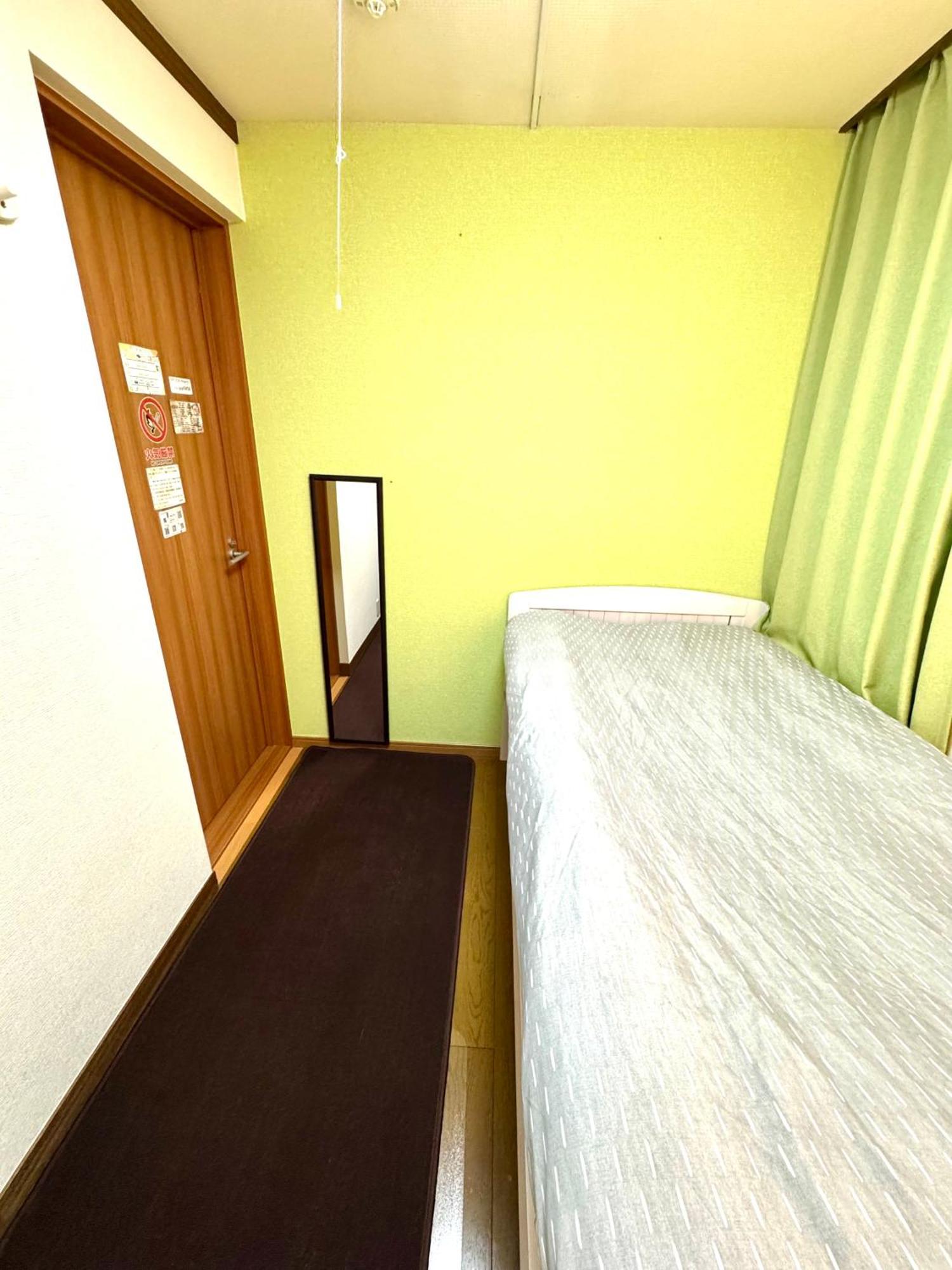 4 Location!small Private In Jujo Shopping Street Close To Jr Station * Tokyo