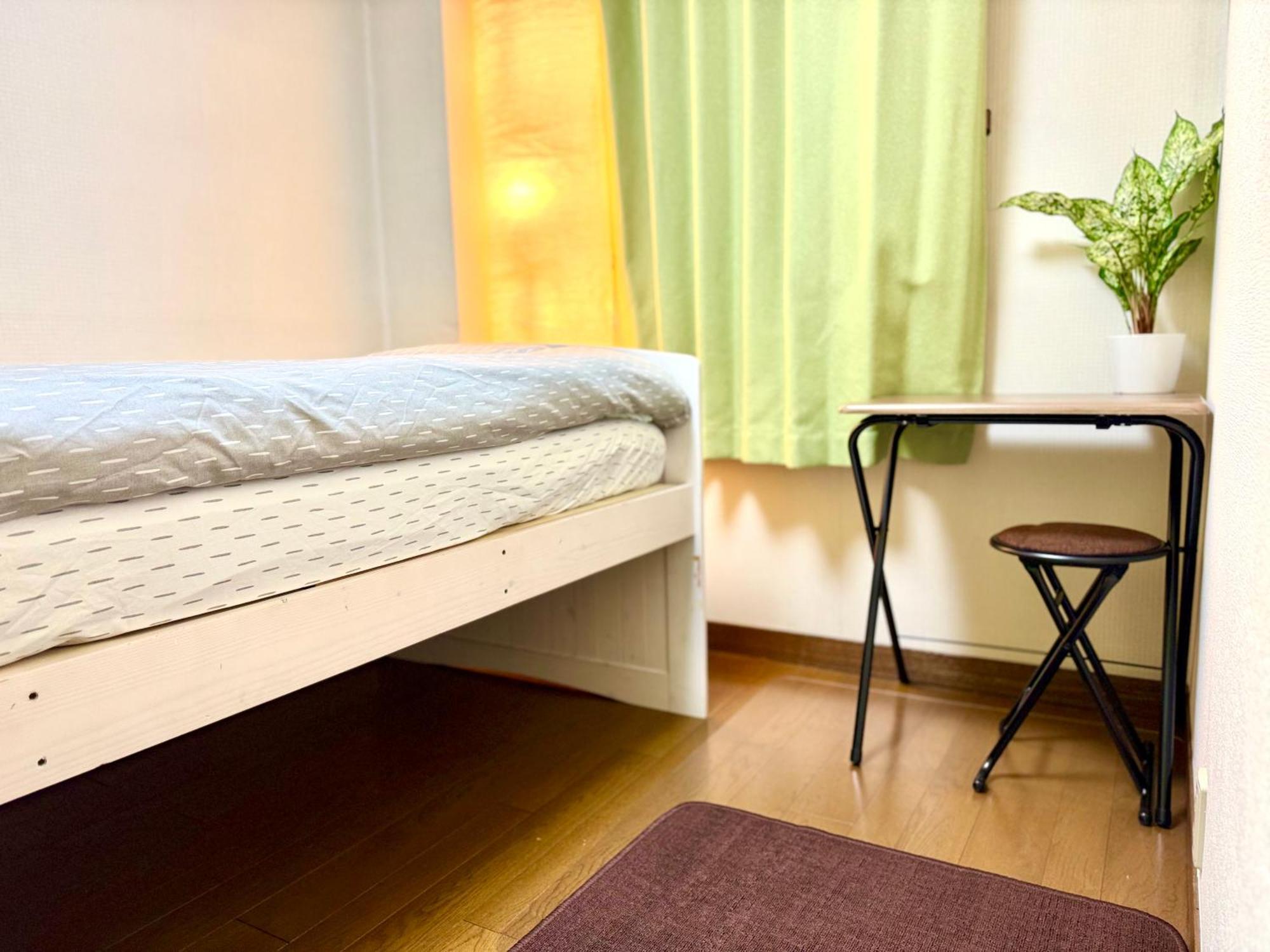 4 Location!small Private In Jujo Shopping Street Close To Jr Station *