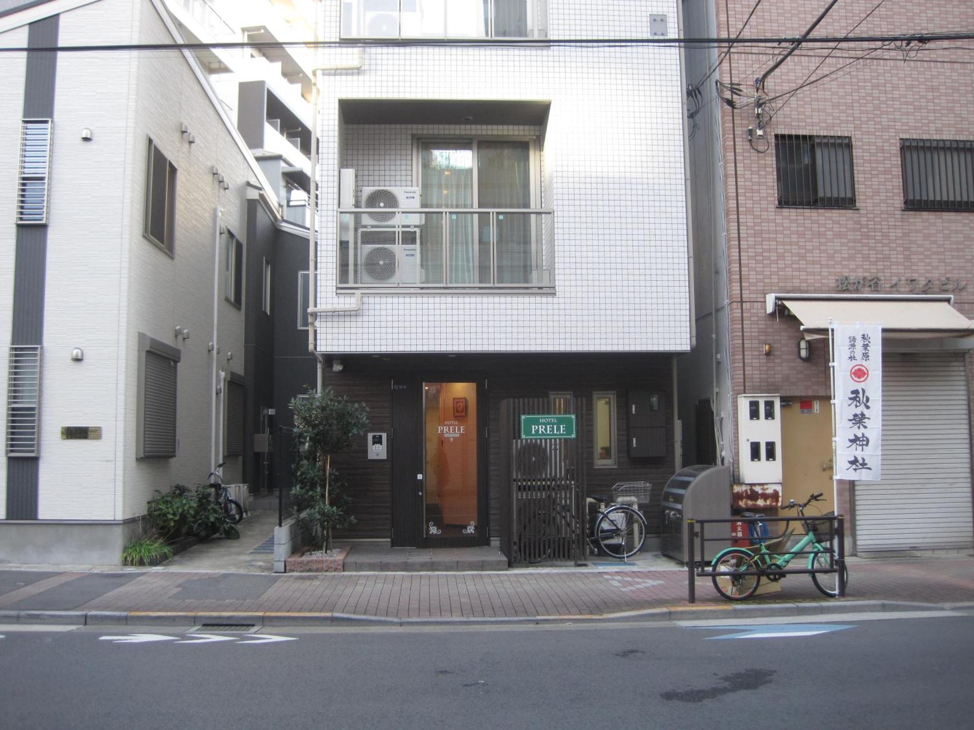 Prele Capsule hotel *