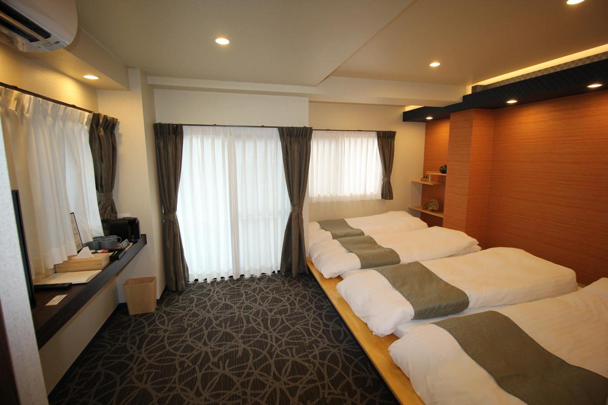 Aya Hotel