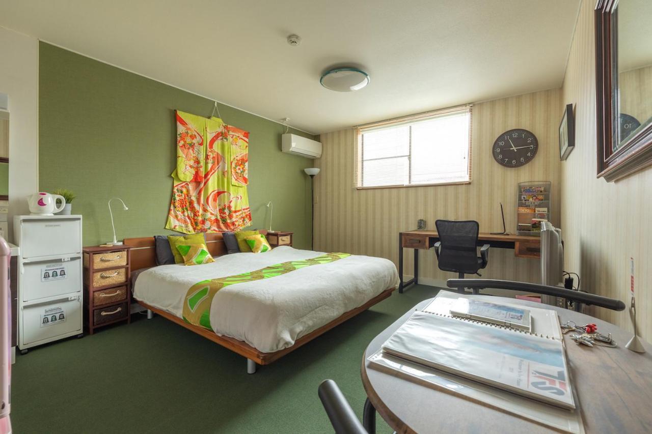 The Ivy Apartments, Location, Yoyogi!! Tokyo