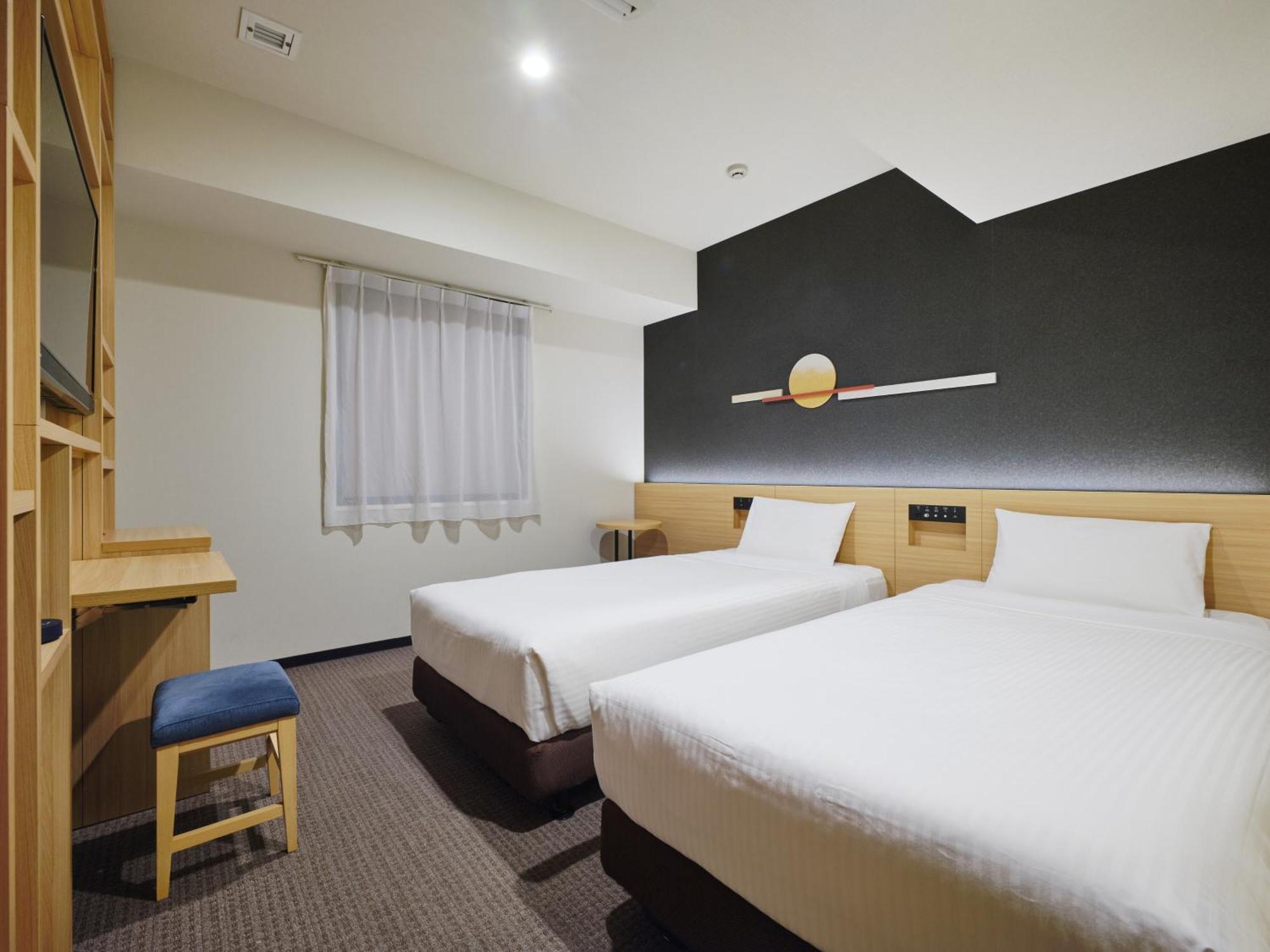 Monday Nishikasai Hotel