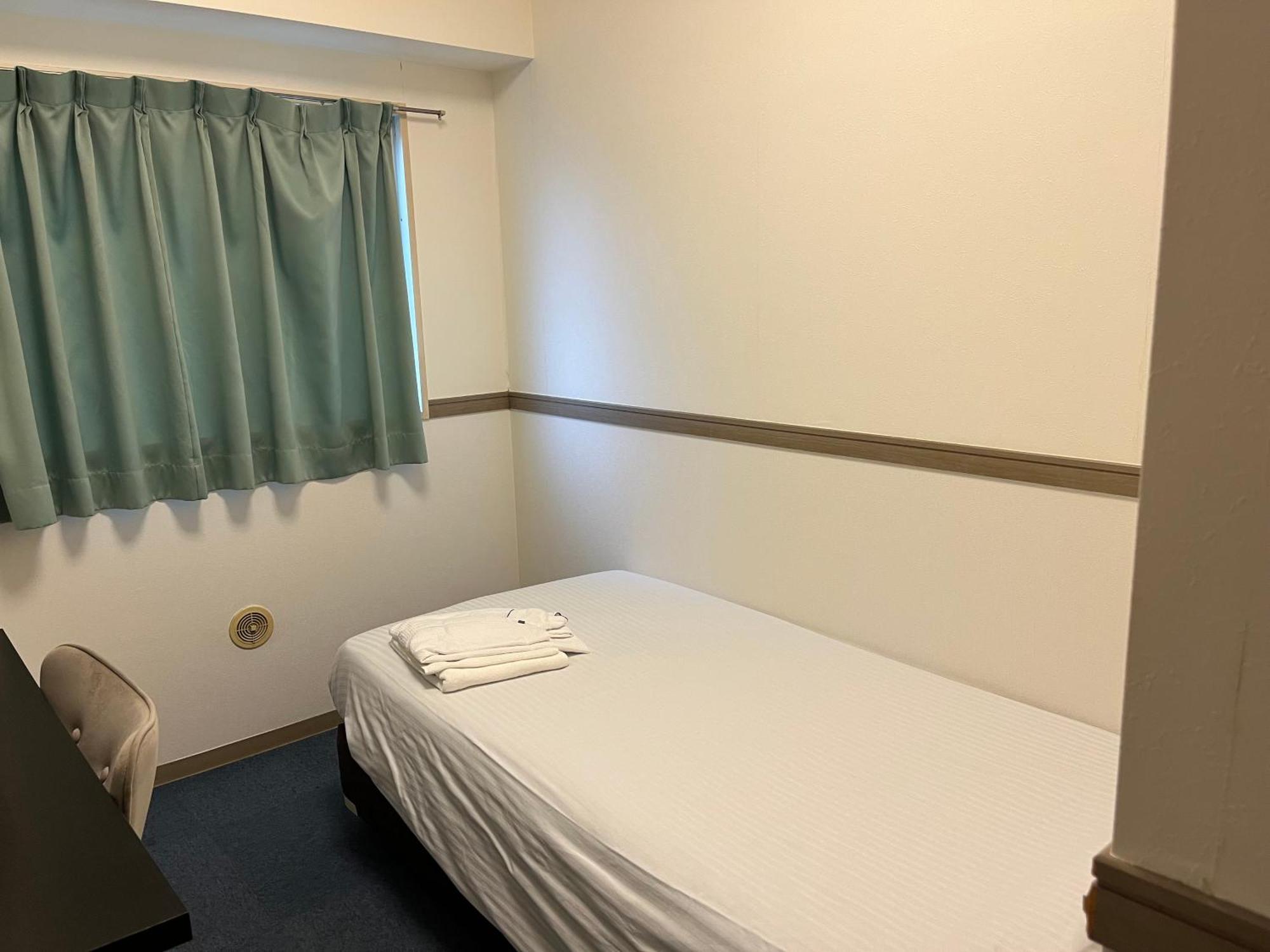 Hotel Business Legato 2*