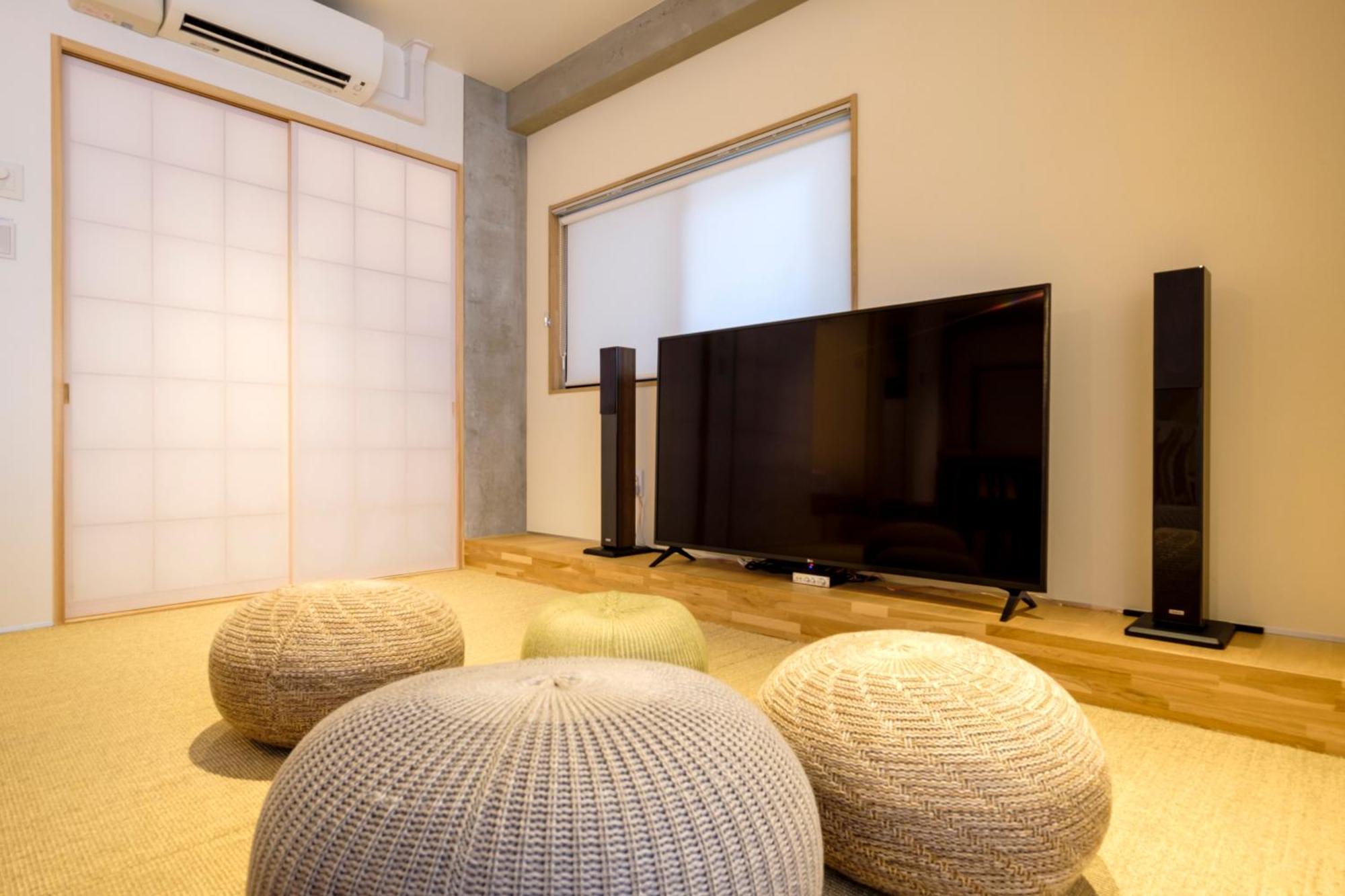 M/w * Tokyo