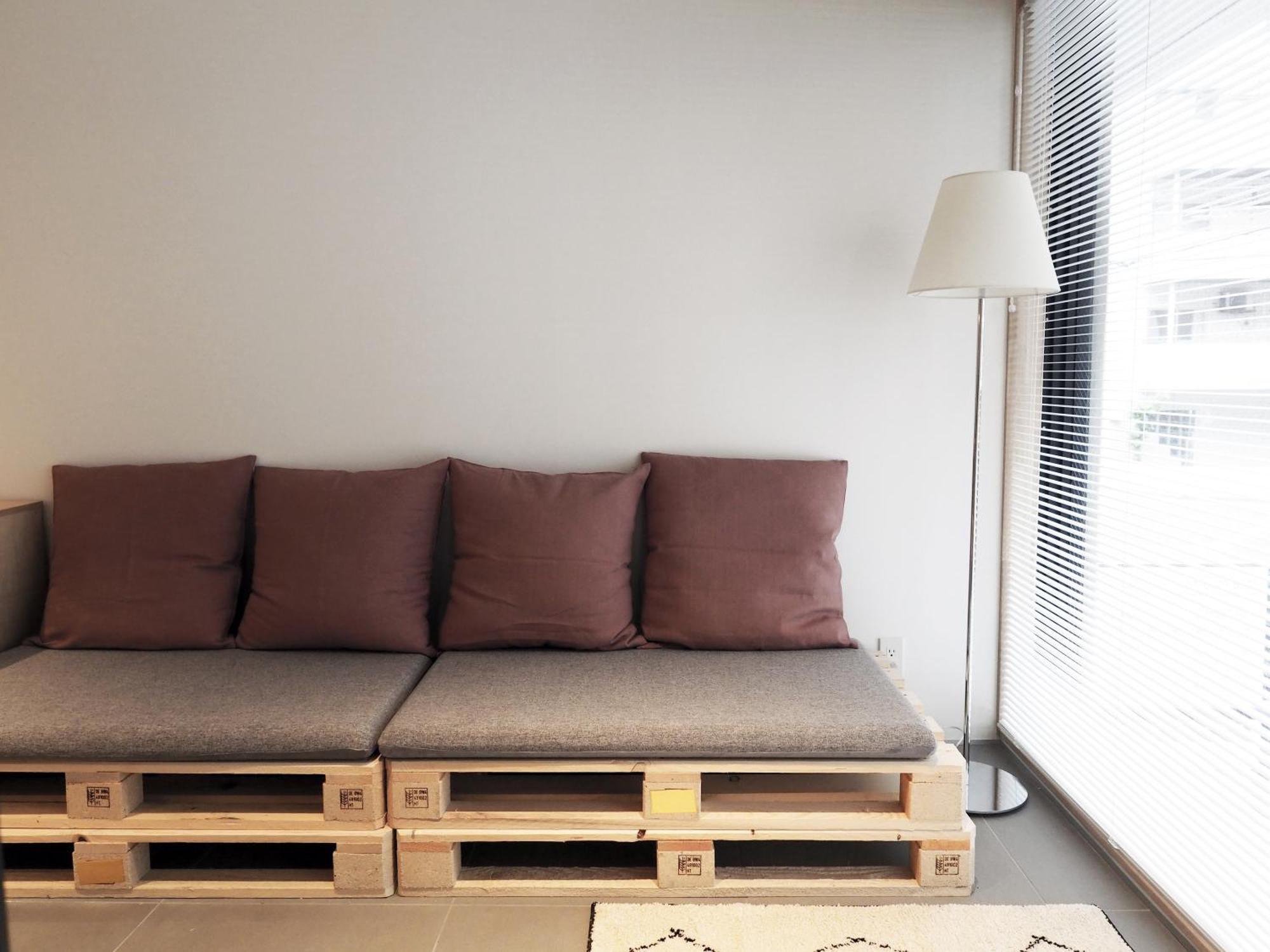 Apartment M/w *