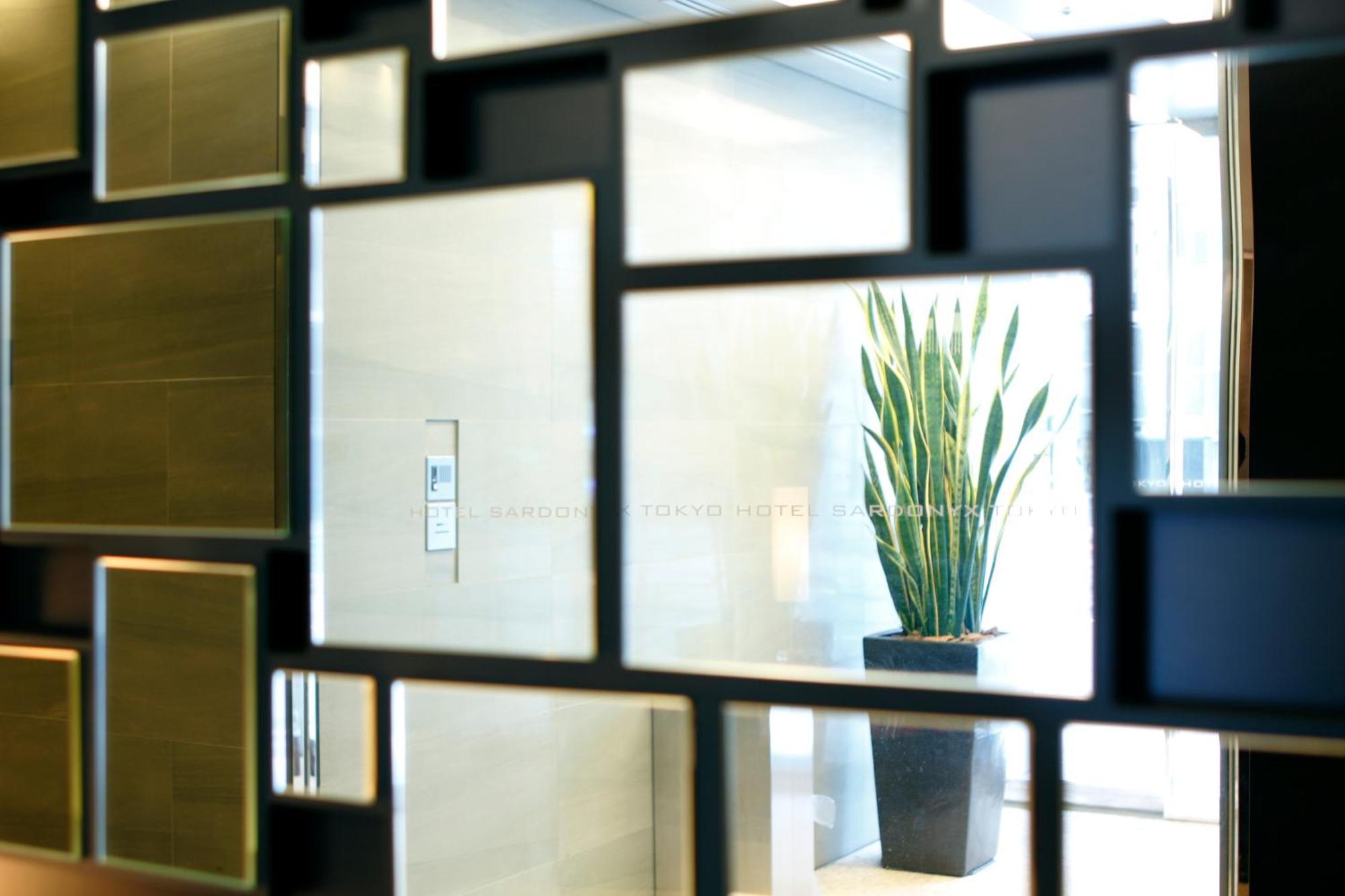 Sardonyx Hotel
