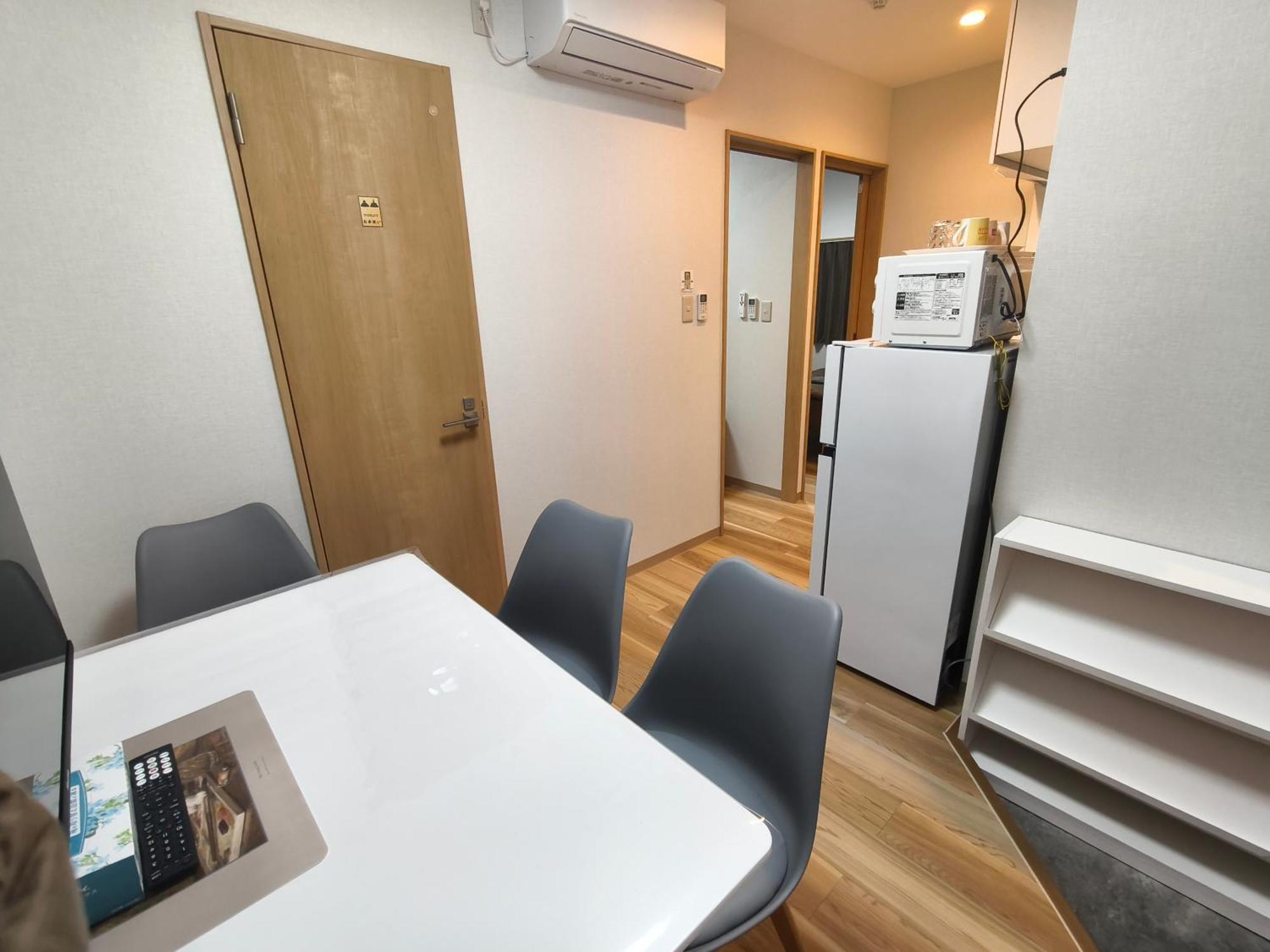 Issyuku Kotobuki Sanchome Apartment *