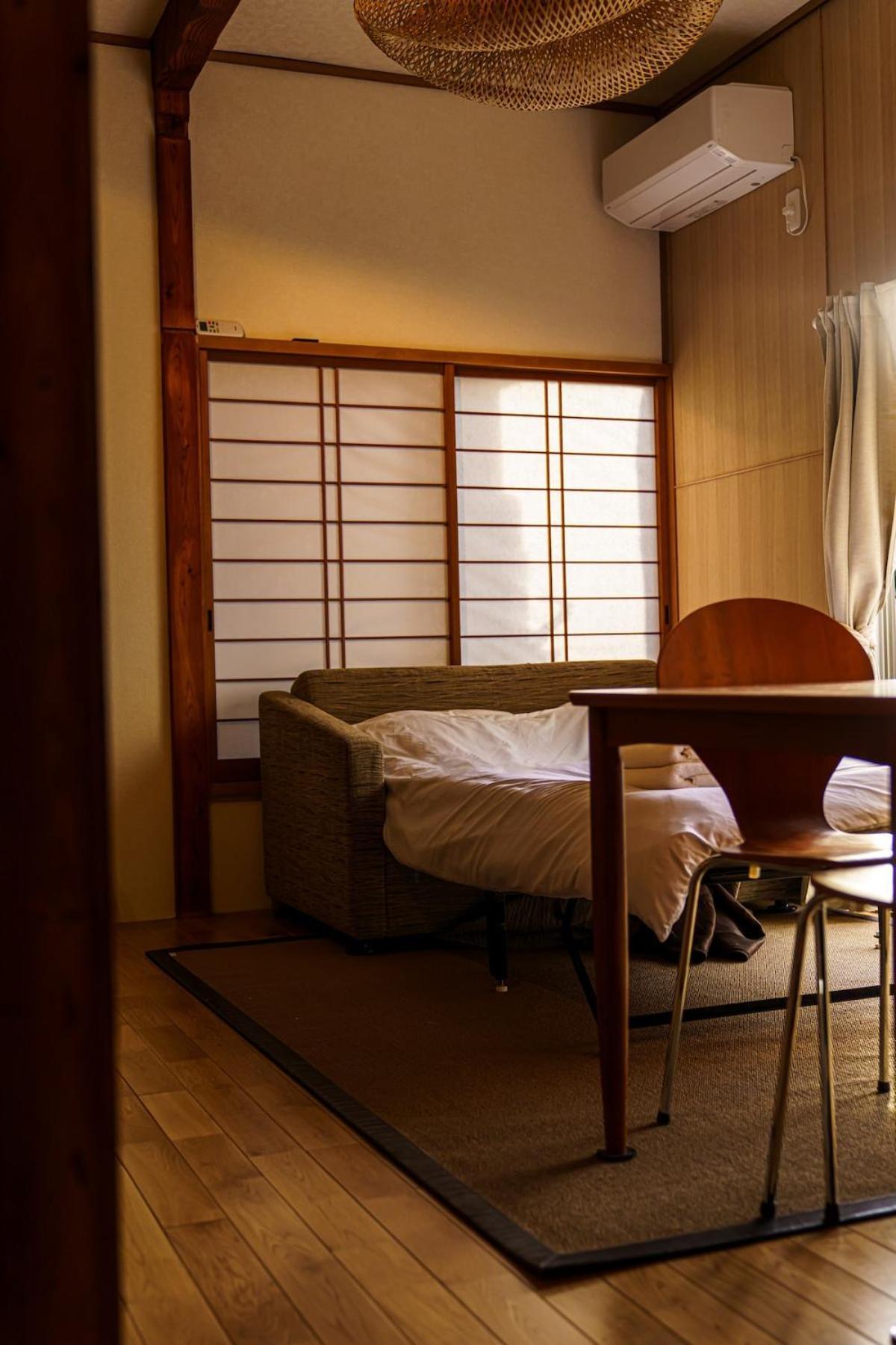 Bright Park House In Tokyo