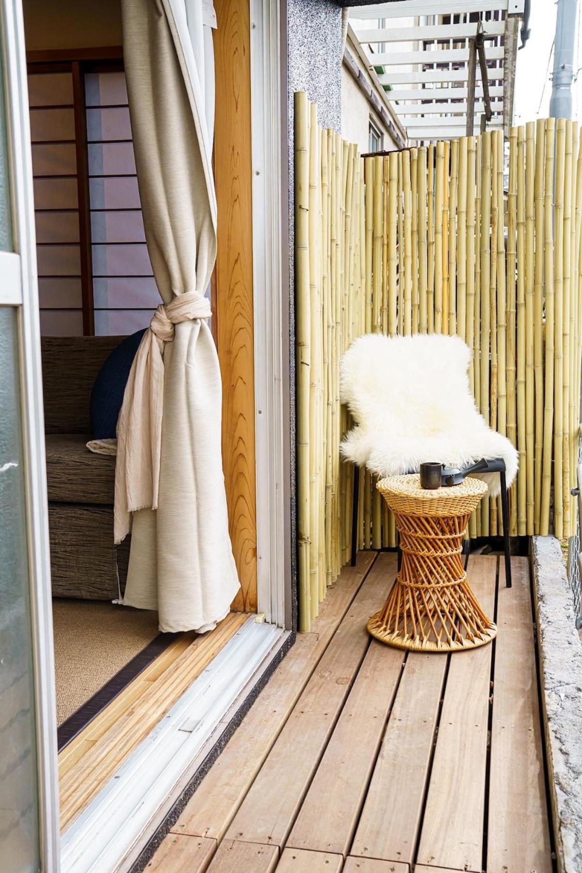 Bright Park House In Villa
