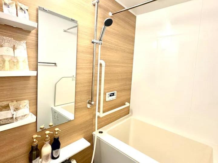 Tsukiji Station 2min, Direct Access, Checkhostprofile, Japanese Apartment