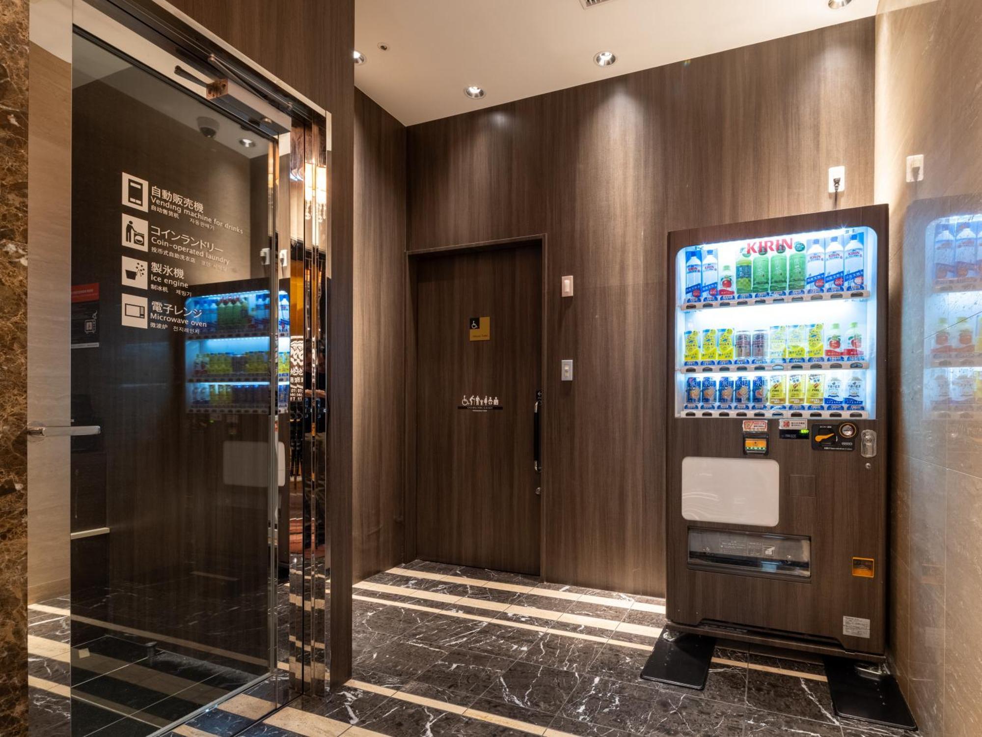 Apa Higashi Shinjuku Ekimae Hotel