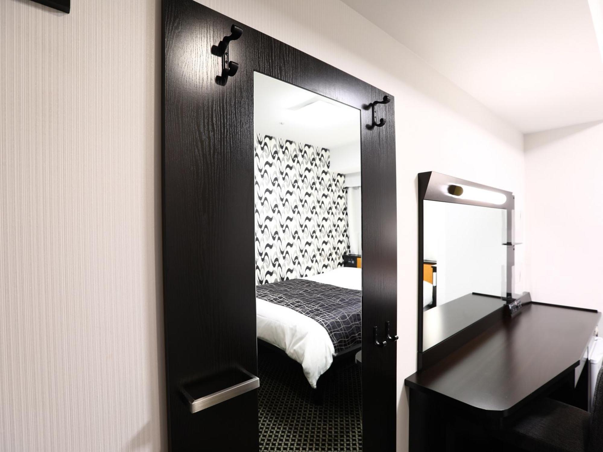 Apa Higashi Shinjuku Ekimae 3* Tokyo