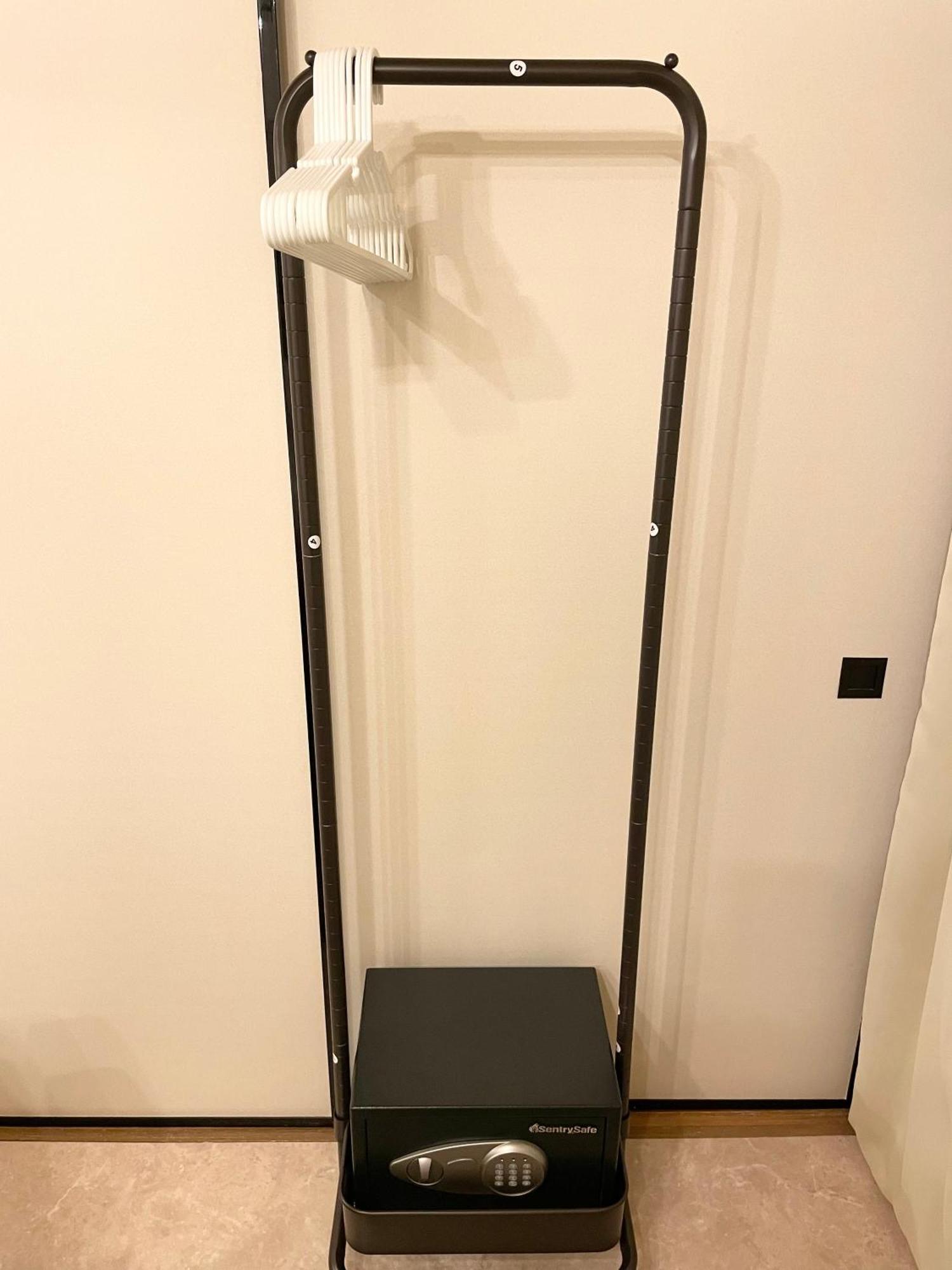 Apartment New-open Shinjuku Modern Full-furnished Family Size Apartment5 Only 2min To Shinjuku By Train