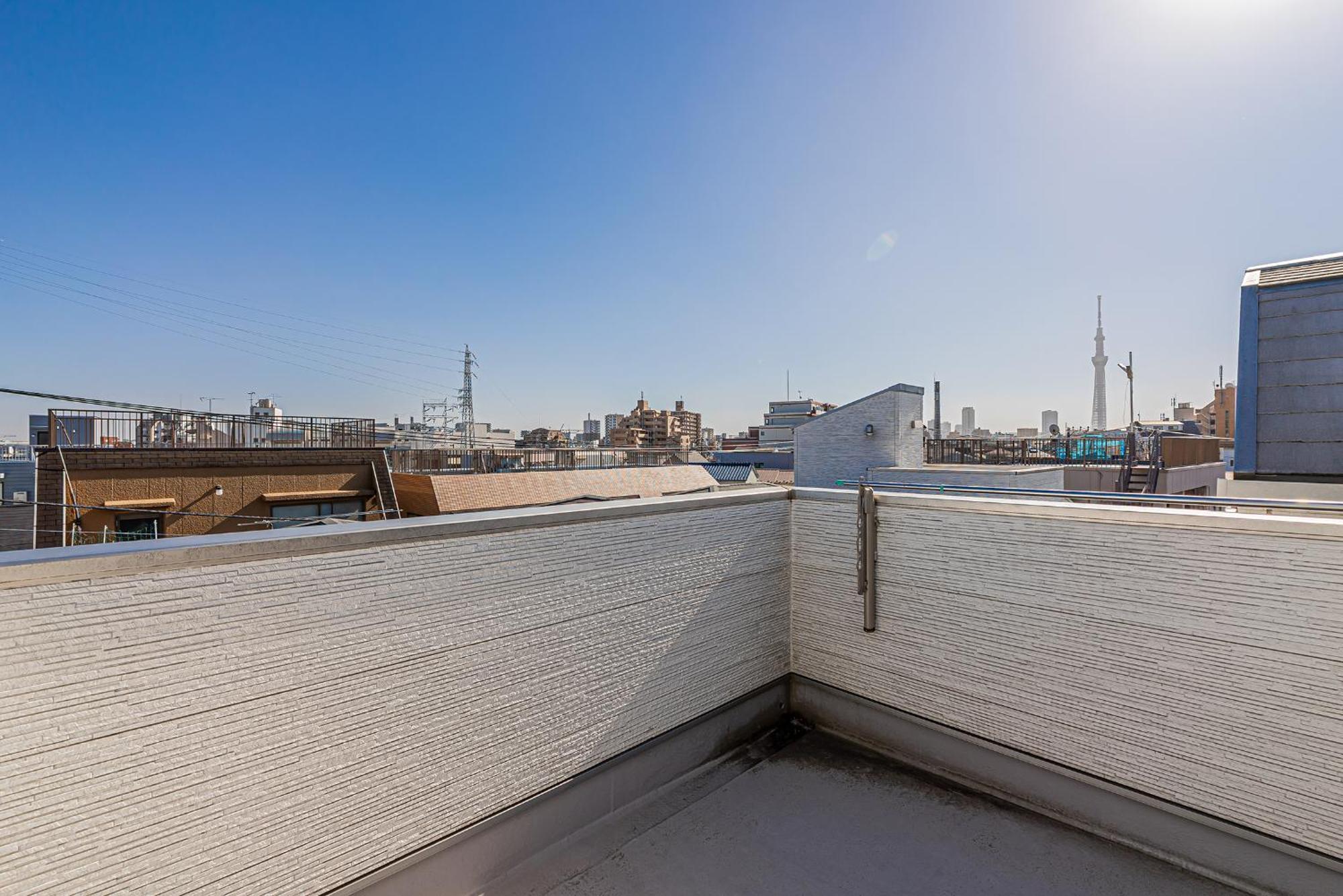 Skytreestayhotel2鐘ヶ淵駅から徒歩4分天井からskytreeが見えます Hotel