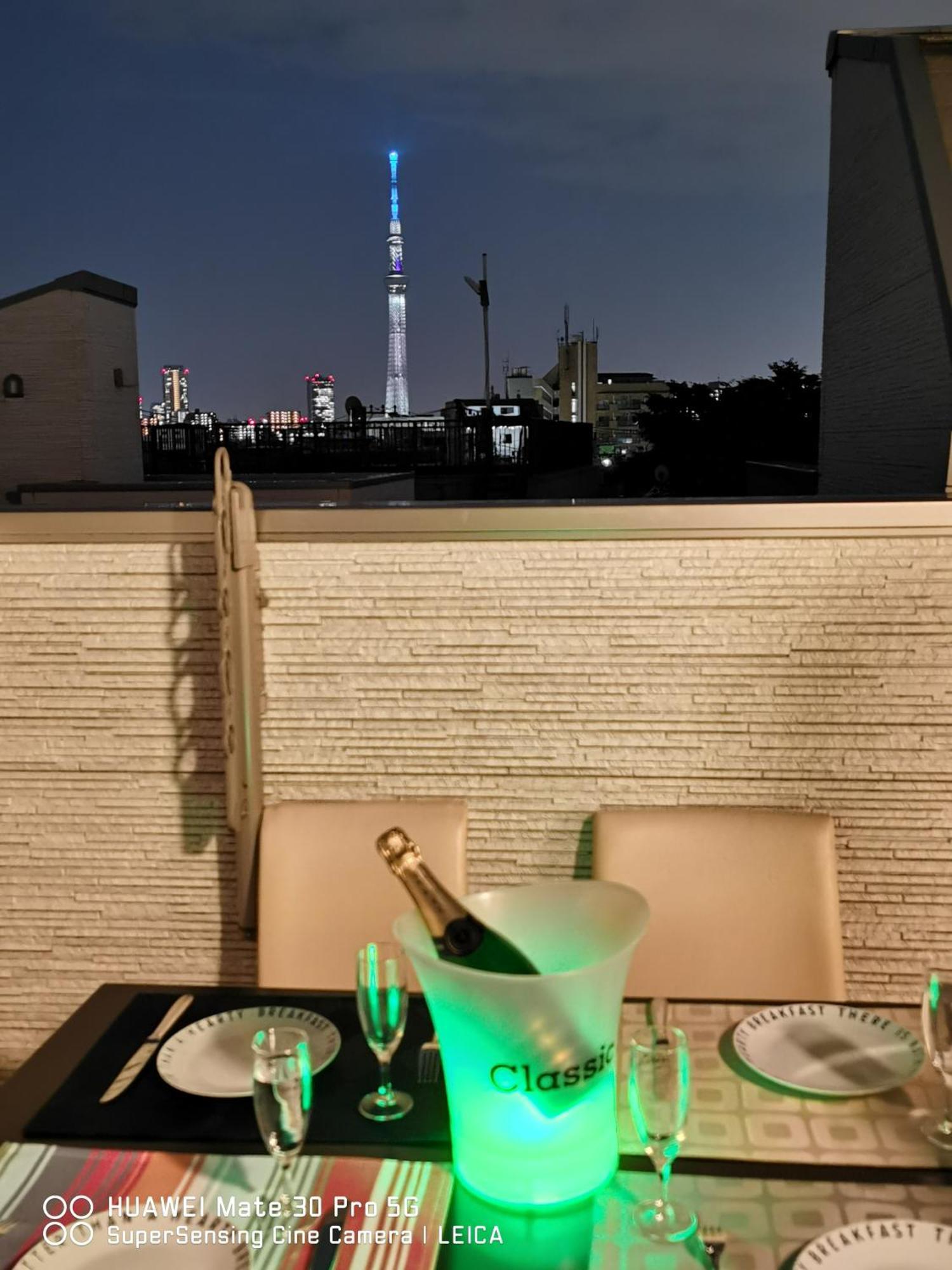Skytreestayhotel2鐘ヶ淵駅から徒歩4分天井からskytreeが見えます * Tokyo
