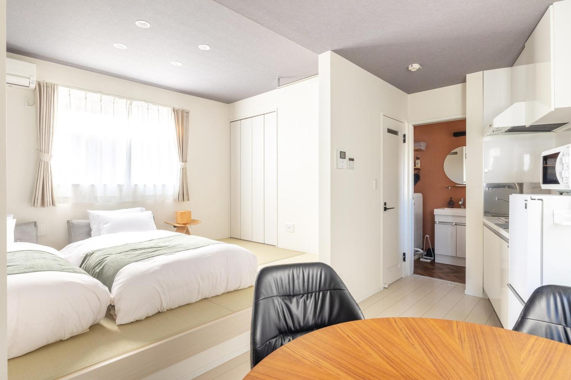 Ikejiri Apartment *