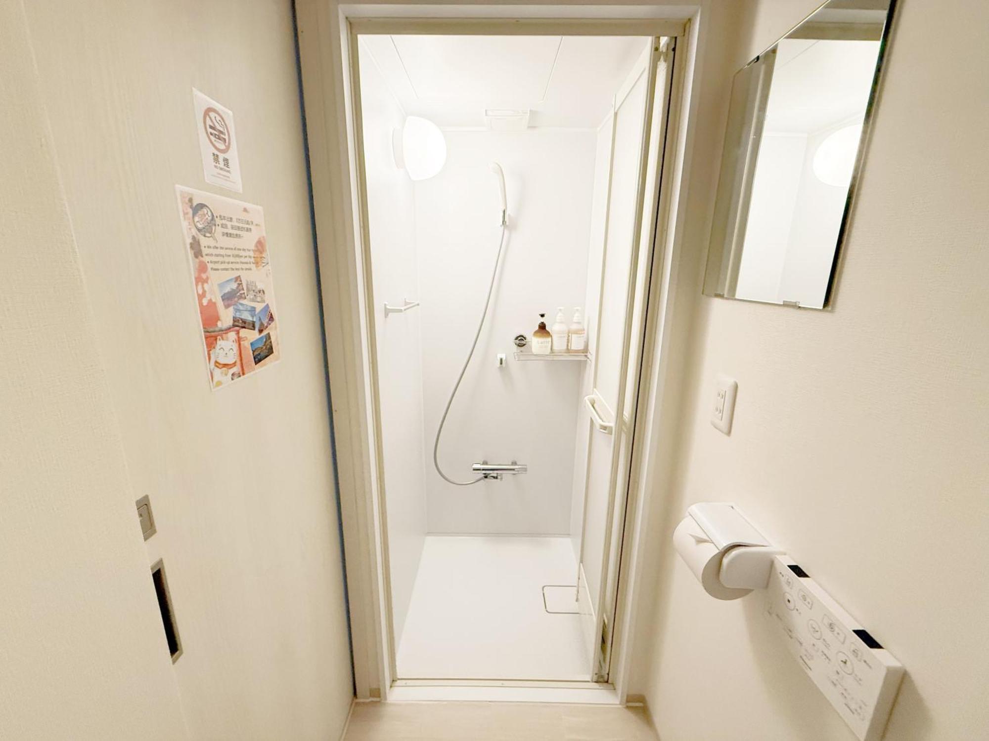 Apartment Louis House: Ueno Oasis Near Yamanote Line Tokyo