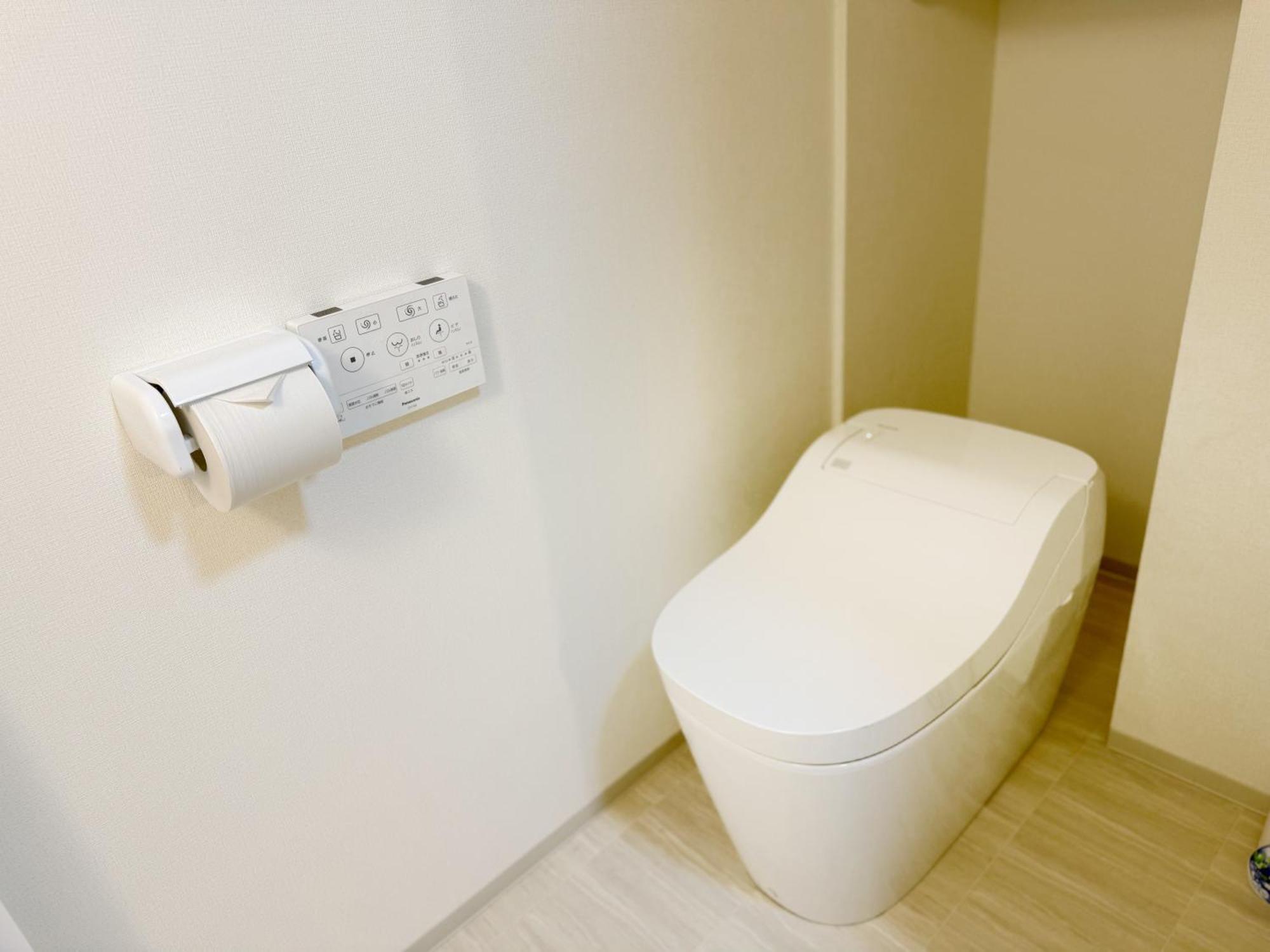 Louis House: Ueno Oasis Near Yamanote Line