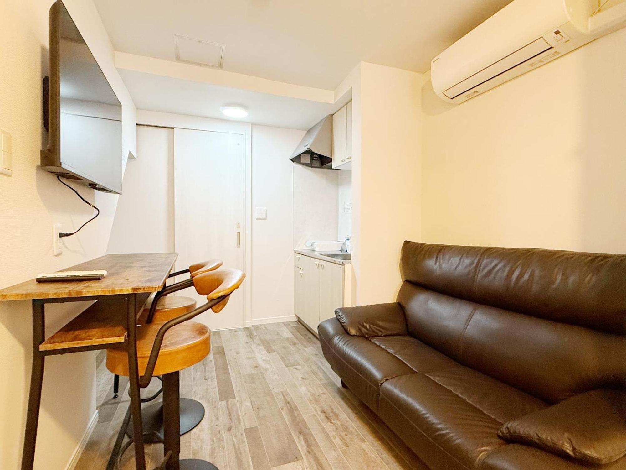Louis House: Ueno Oasis Near Yamanote Line Apartment Tokyo