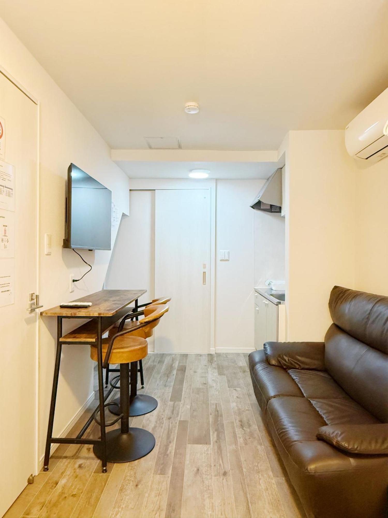 Apartment Louis House: Ueno Oasis Near Yamanote Line Tokyo