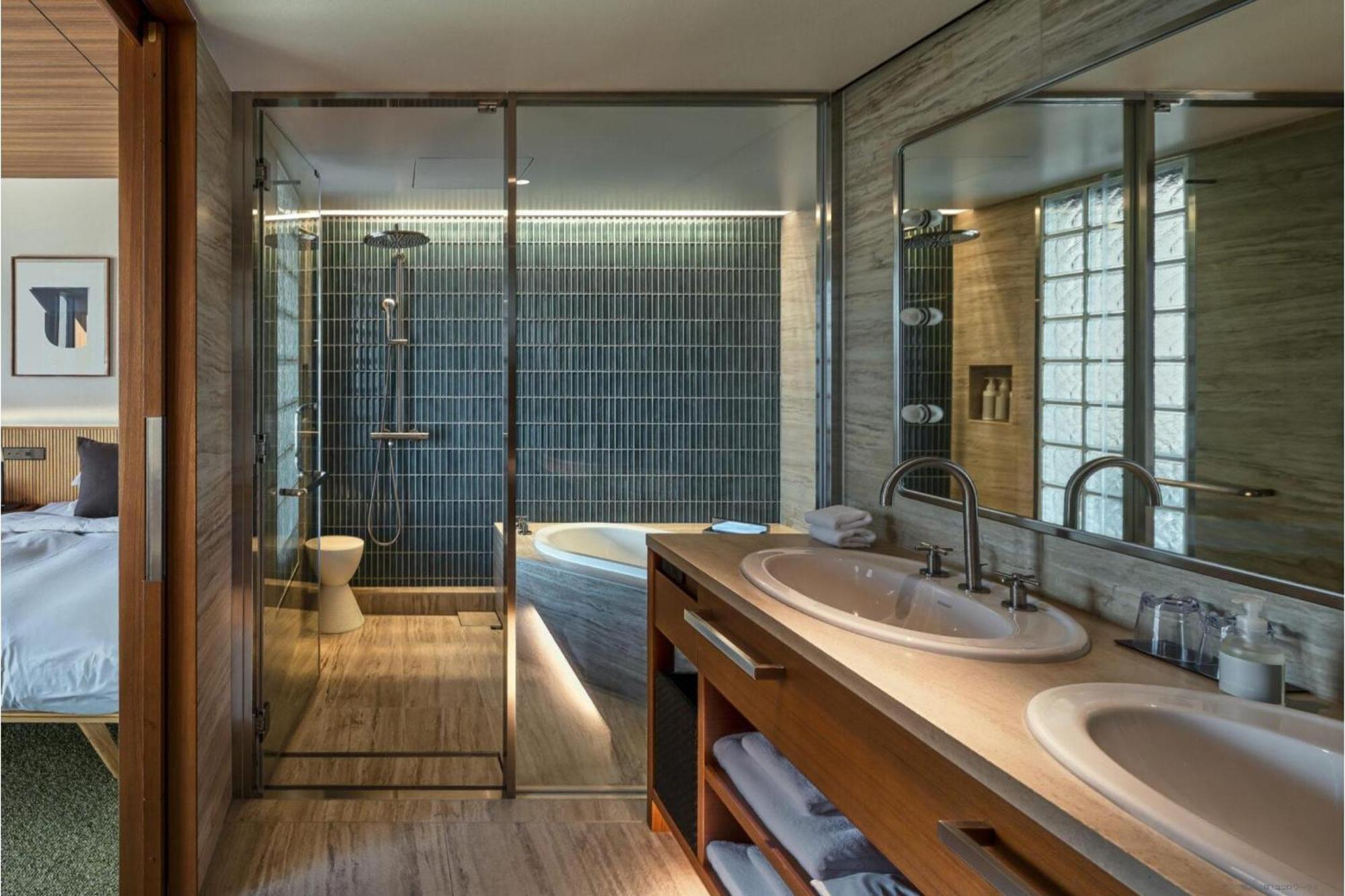 The Aoyama Grand Hotel