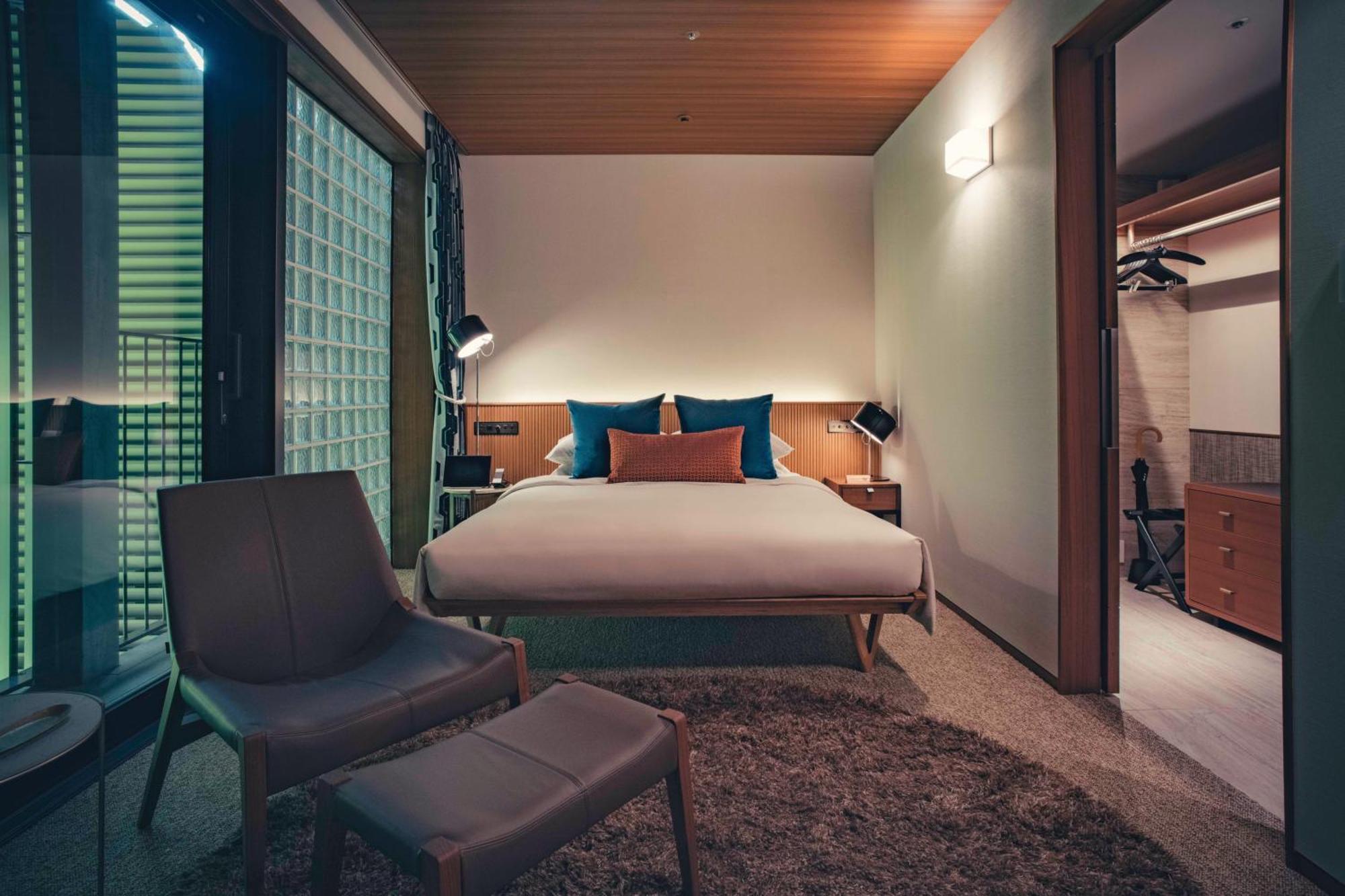 The Aoyama Grand 5*