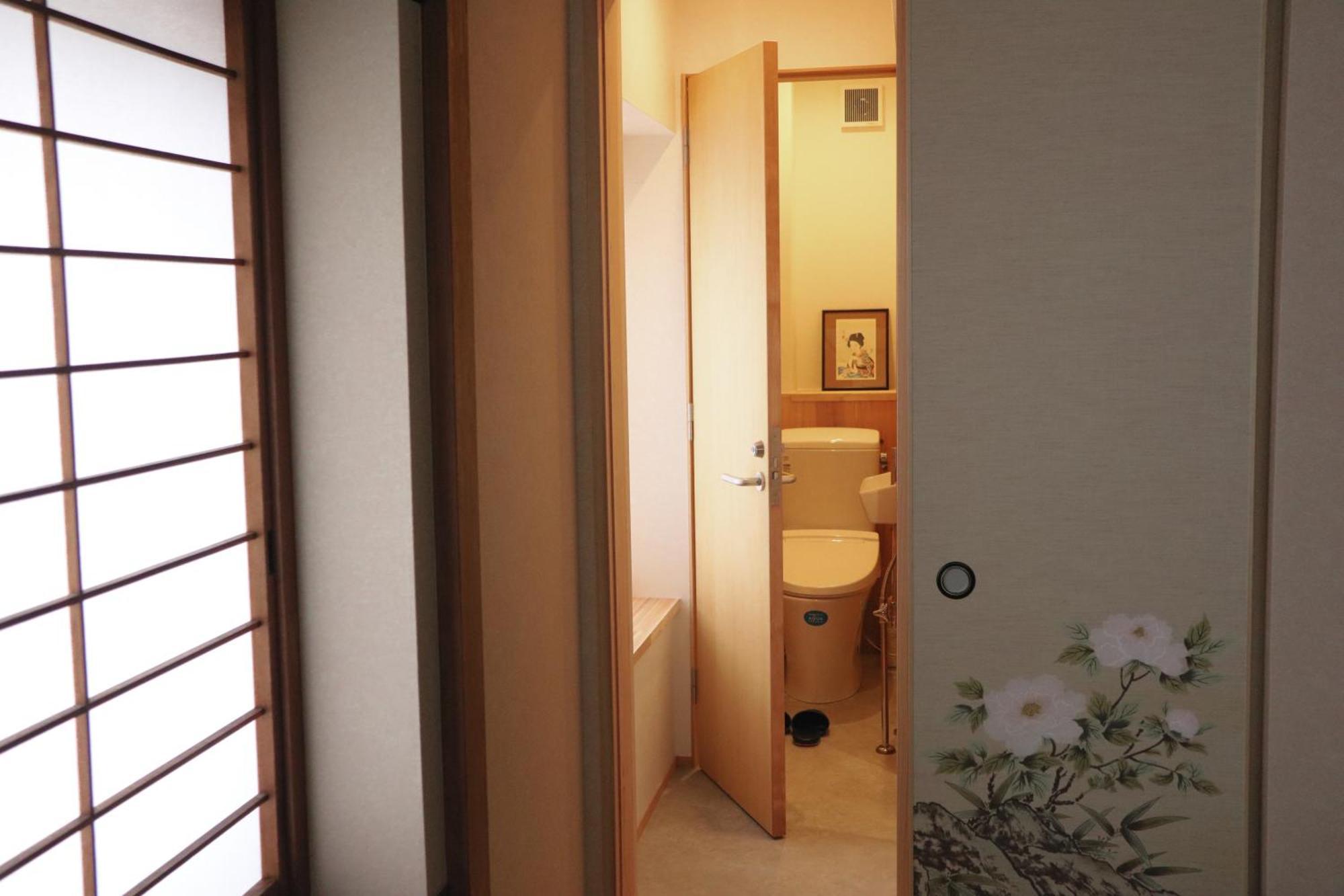 Ito Ryokan 2*